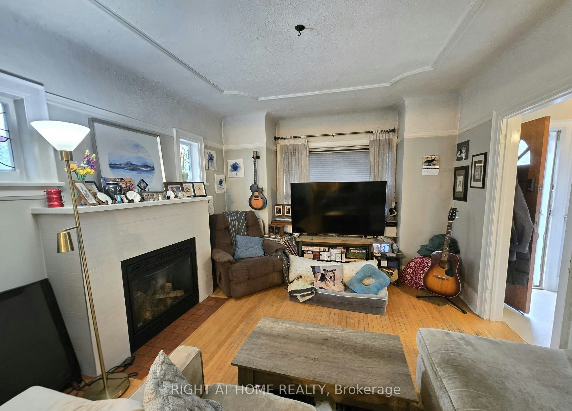24 Third Street, Toronto, ON, M8V 2X6 - 13