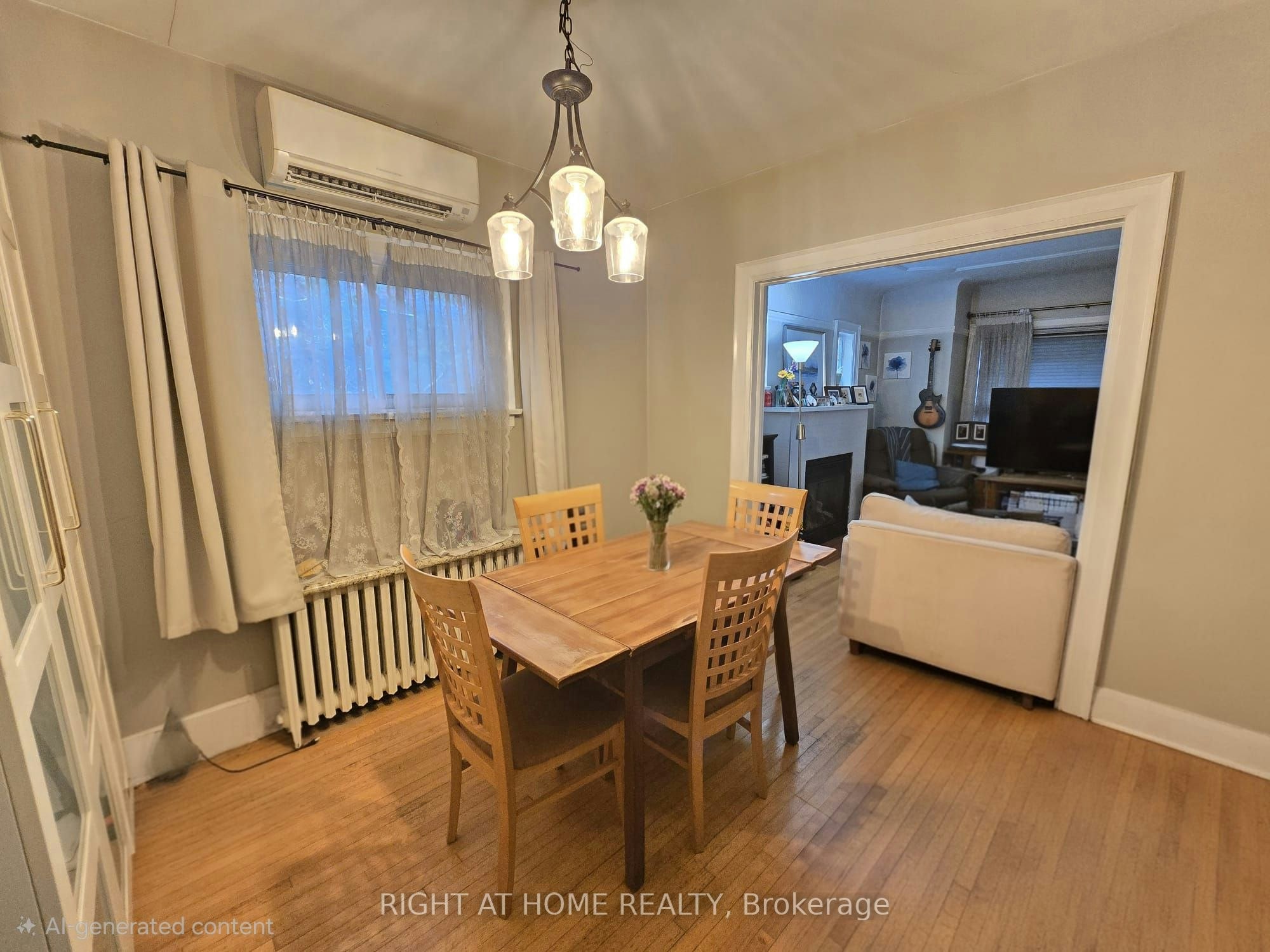 24 Third Street, Toronto, ON, M8V 2X6 - 9