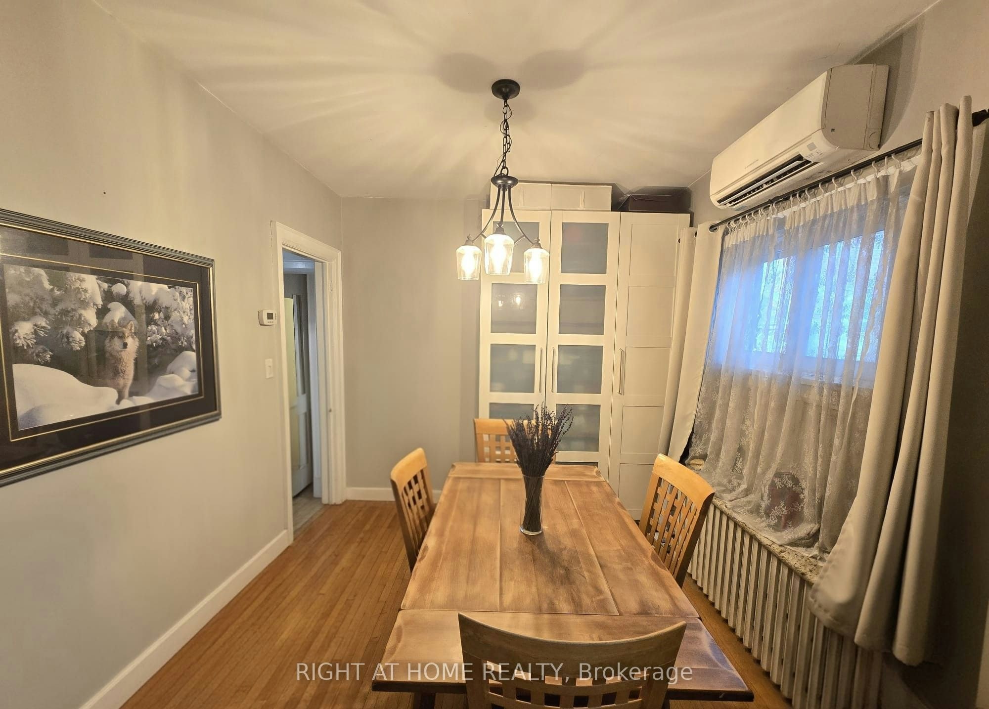 24 Third Street, Toronto, ON, M8V 2X6 - 8