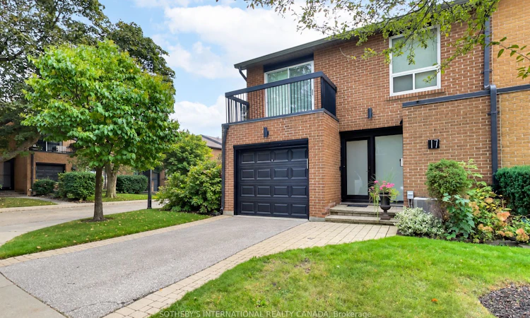 17-1397 Royal York Road