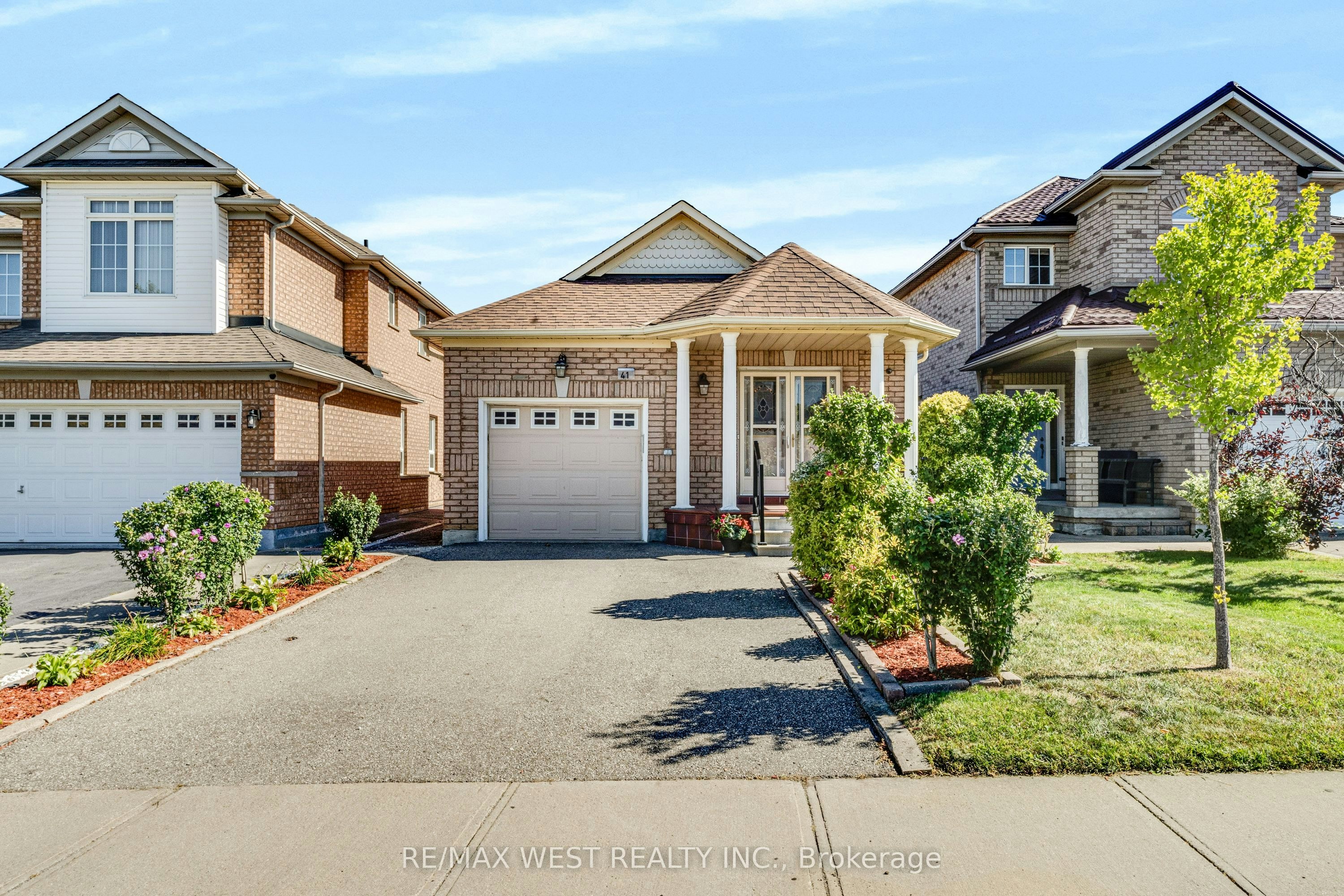 41 Olympia Crescent, Brampton, ON, L6X 4W2