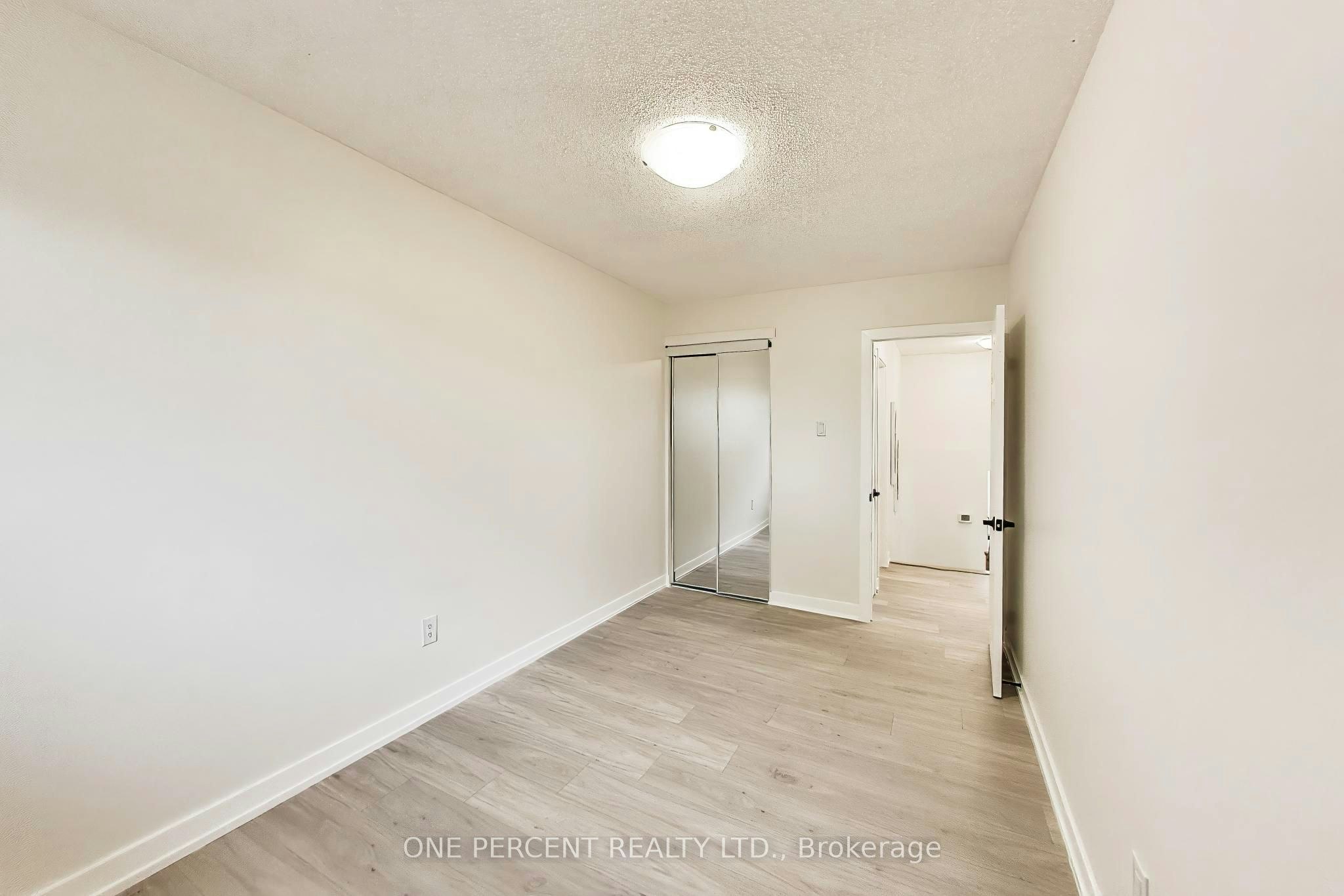 1270 Pallatine Drive, Oakville, ON, L6H 1Z2 - 19