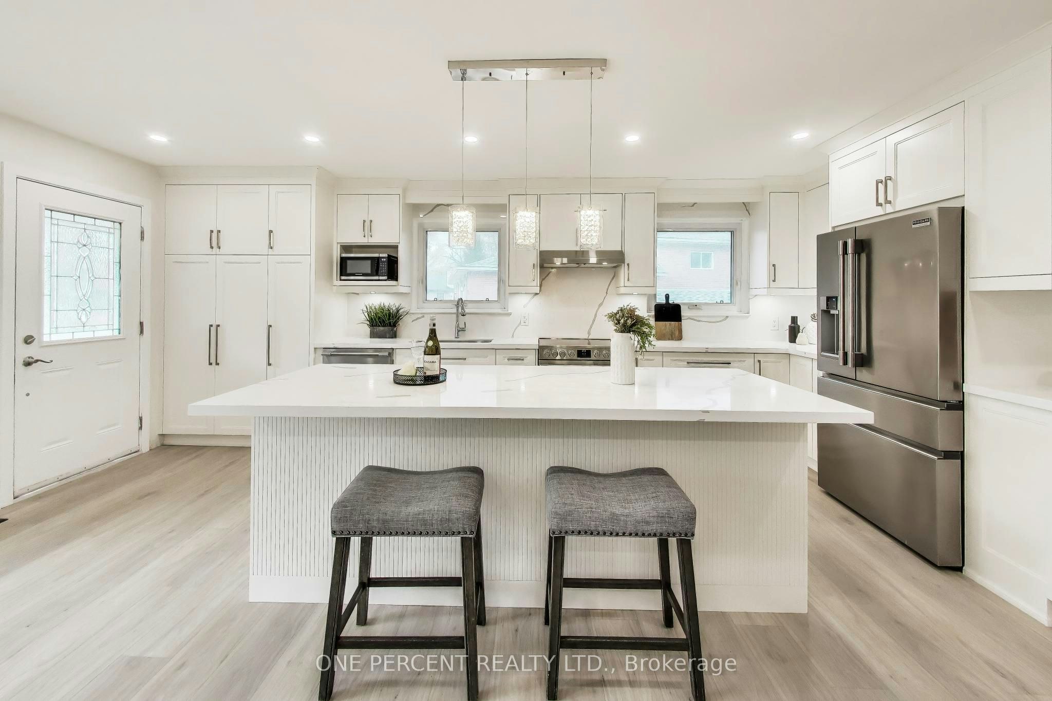 1270 Pallatine Drive, Oakville, ON, L6H 1Z2