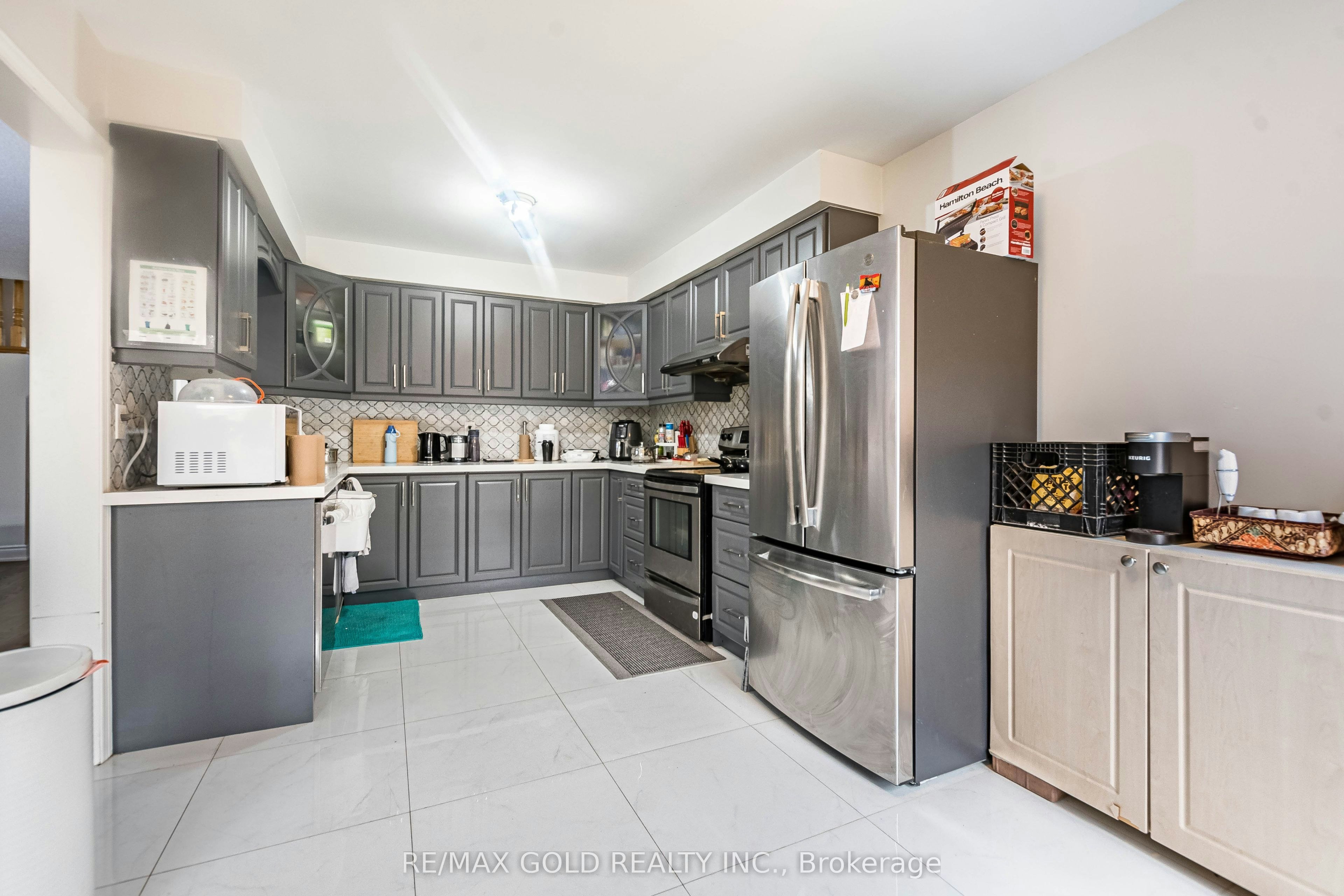 28 Pauline Crescent, Brampton, ON, L7A 2V4 - 11