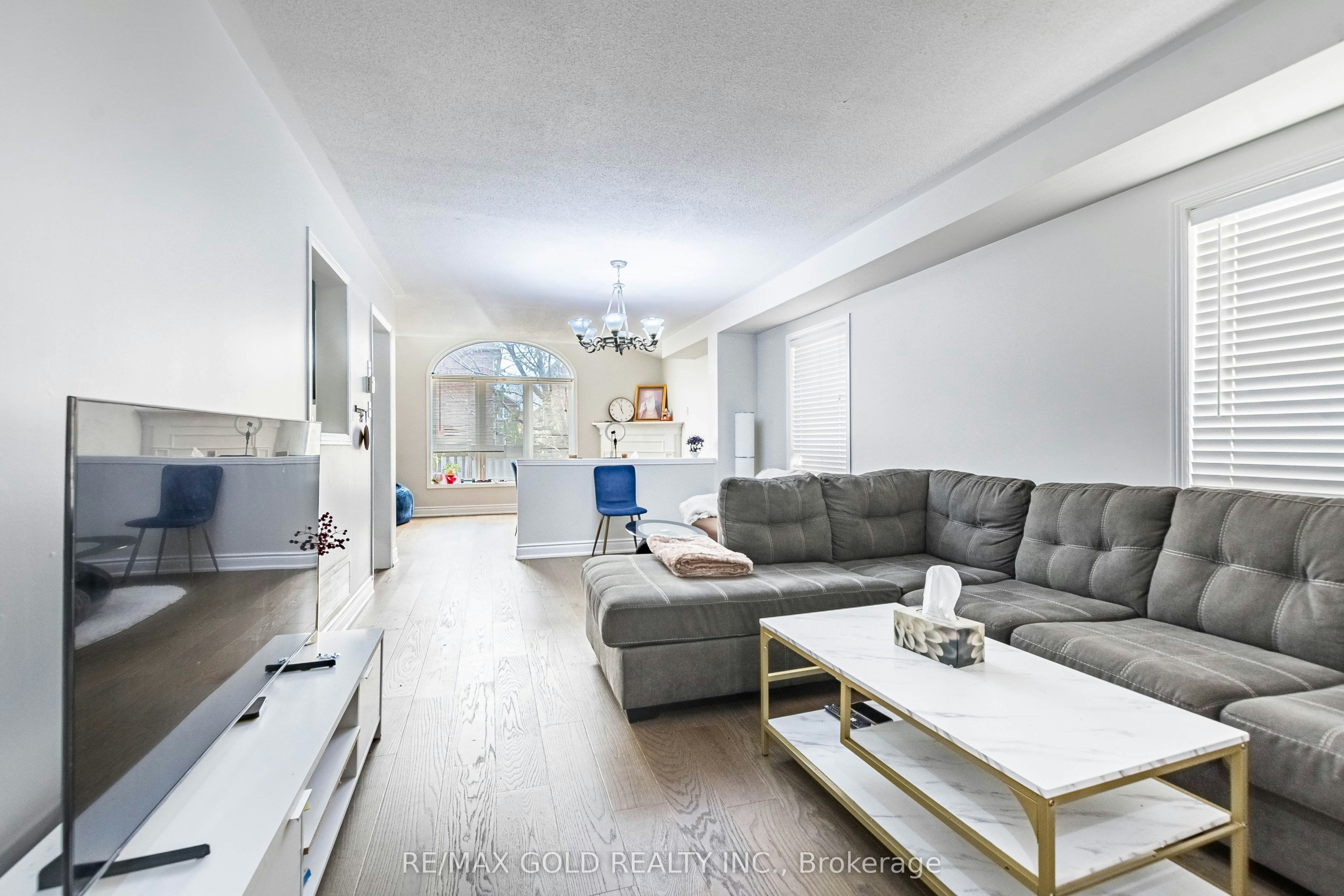 28 Pauline Crescent, Brampton, ON, L7A 2V4 - 4