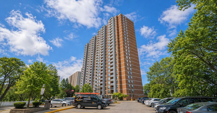 1503-85 Emmett Avenue, Toronto, ON, M6M 5A2