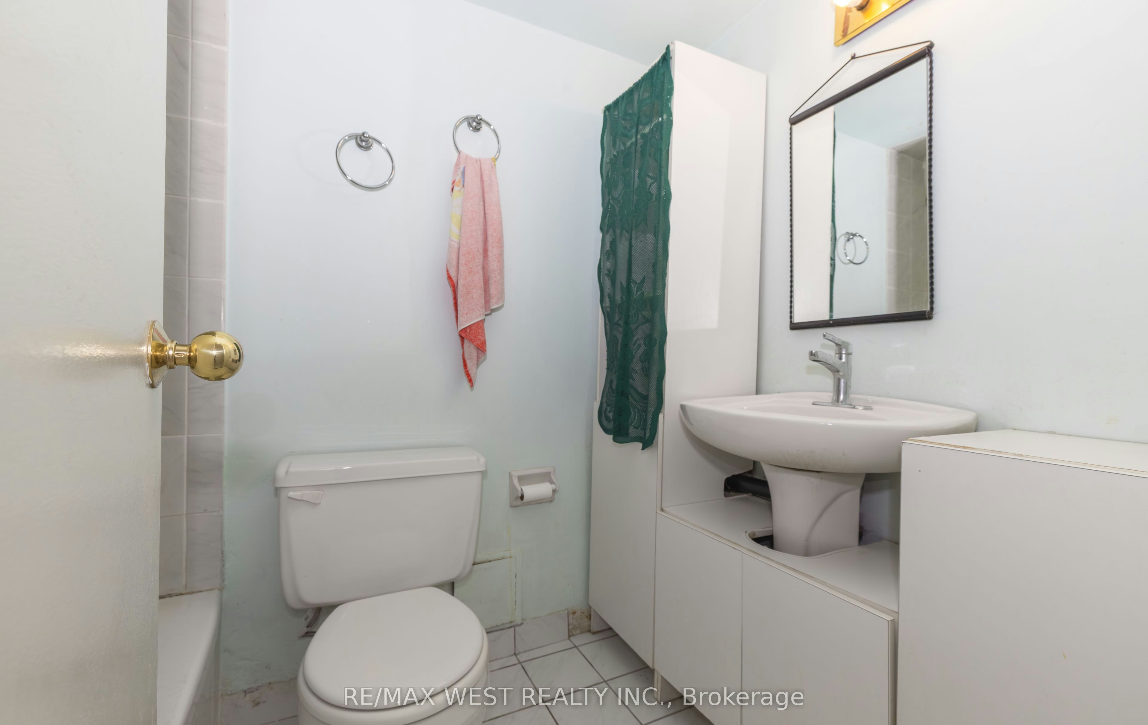1503-85 Emmett Avenue, Toronto, ON, M6M 5A2 - 28