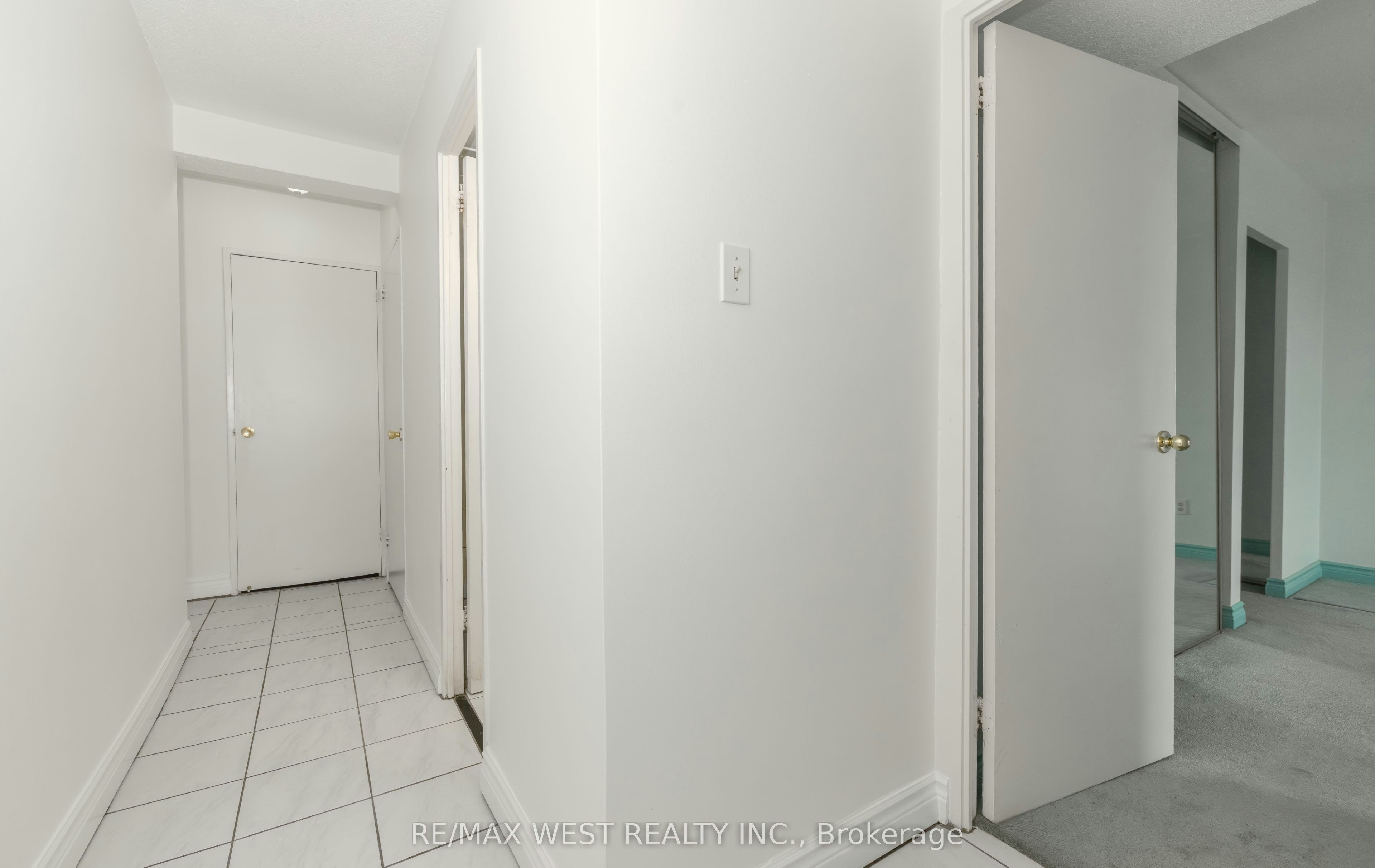 1503-85 Emmett Avenue, Toronto, ON, M6M 5A2 - 20