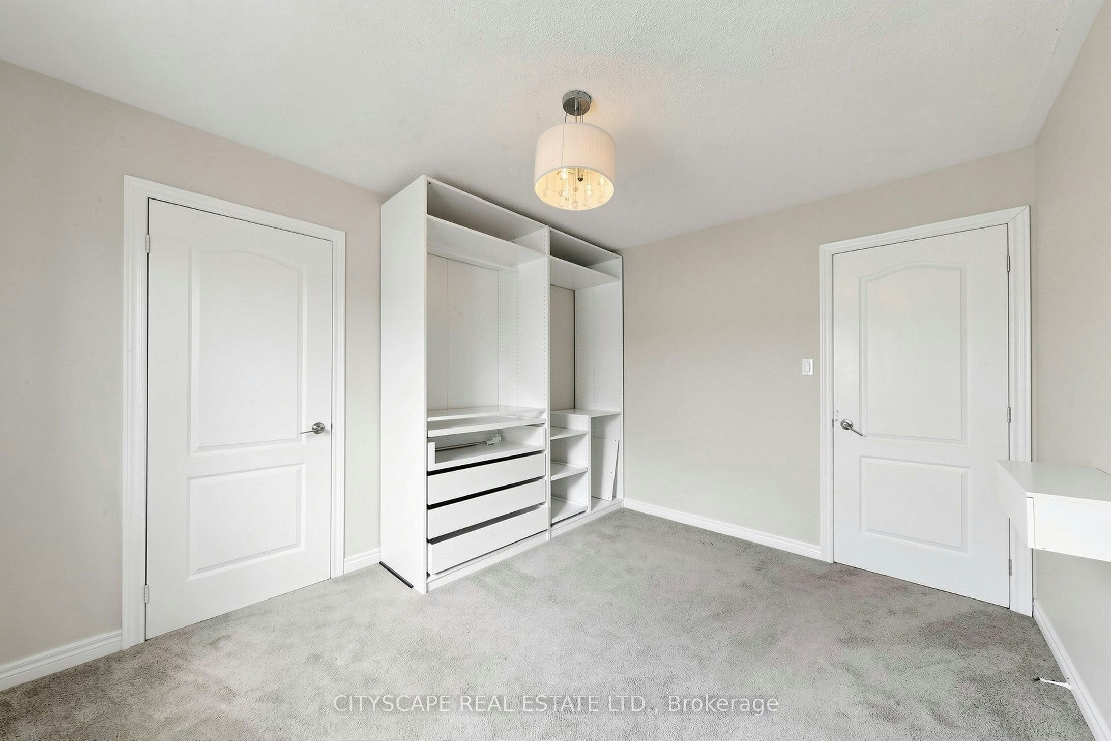 7299 Waldorf Way, Mississauga, ON, L5N 7P7 - 30