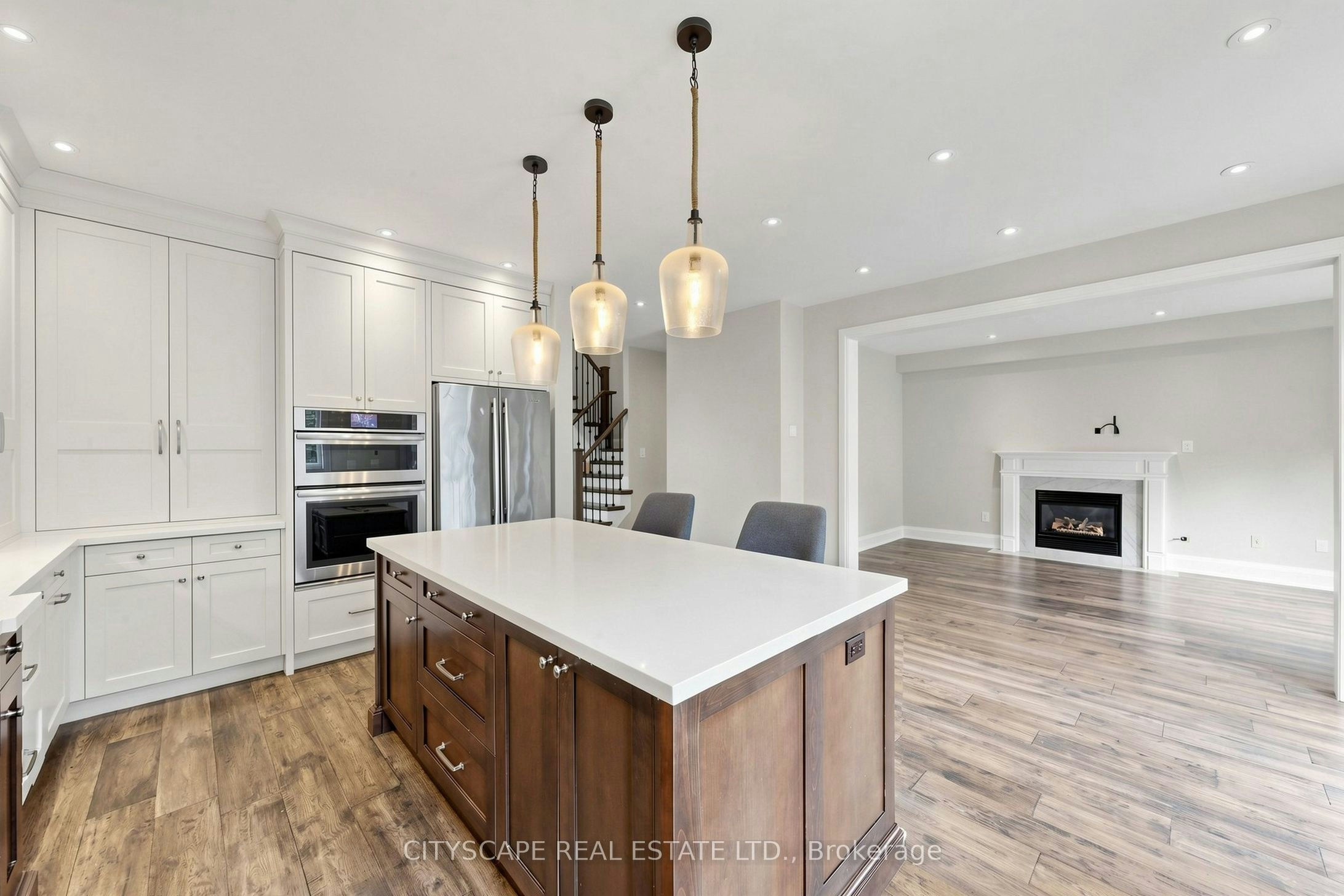 7299 Waldorf Way, Mississauga, ON, L5N 7P7 - 5