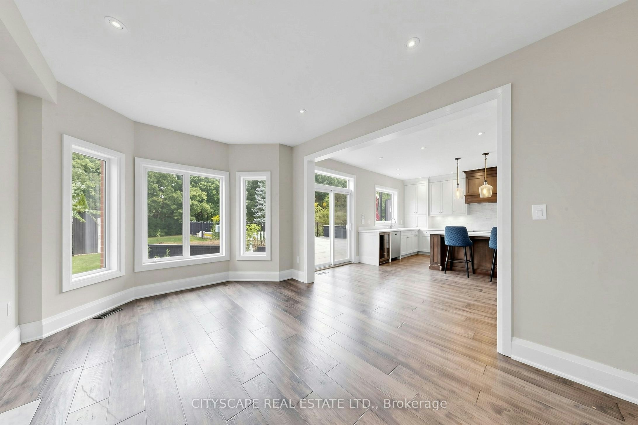 7299 Waldorf Way, Mississauga, ON, L5N 7P7 - 10
