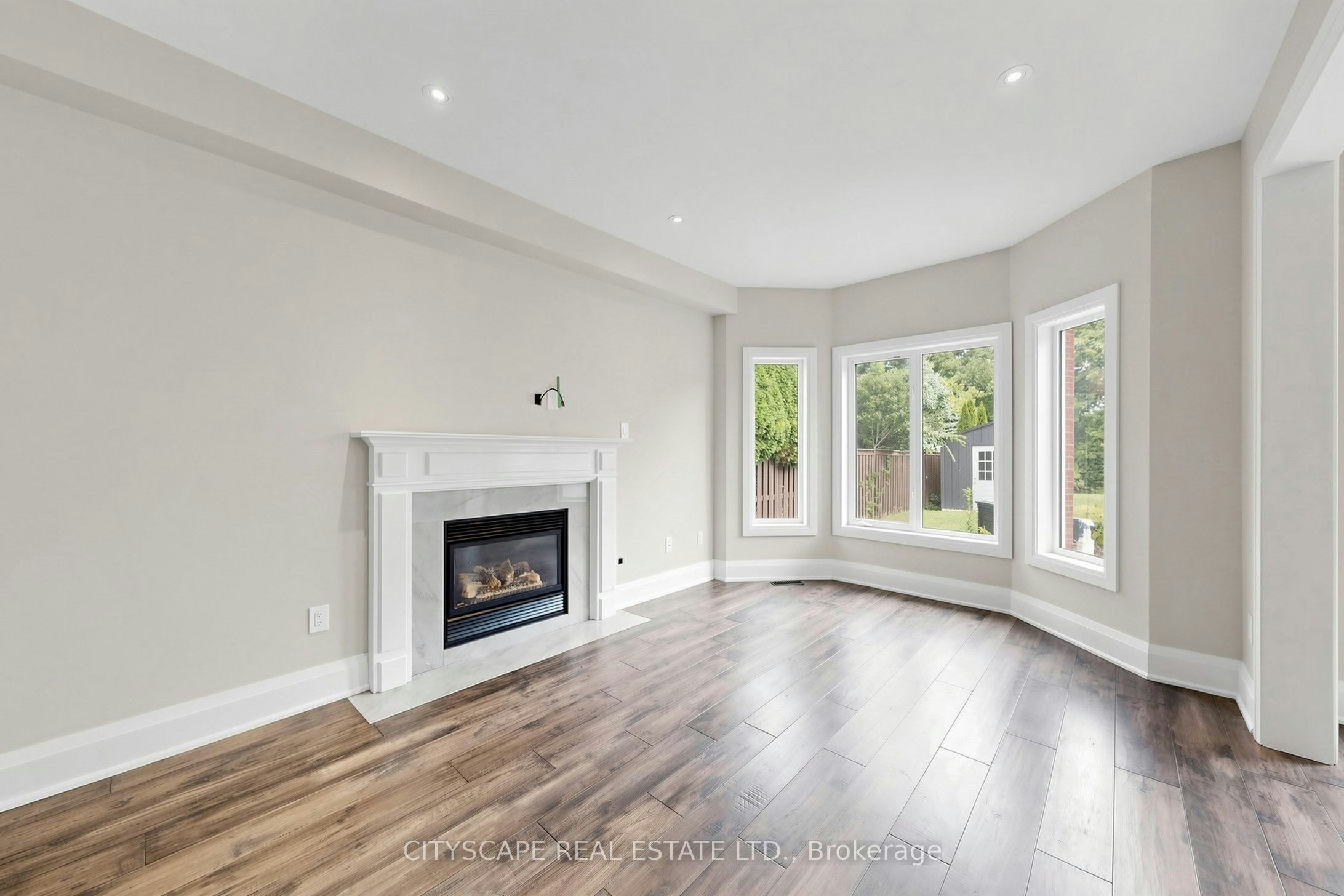 7299 Waldorf Way, Mississauga, ON, L5N 7P7 - 11