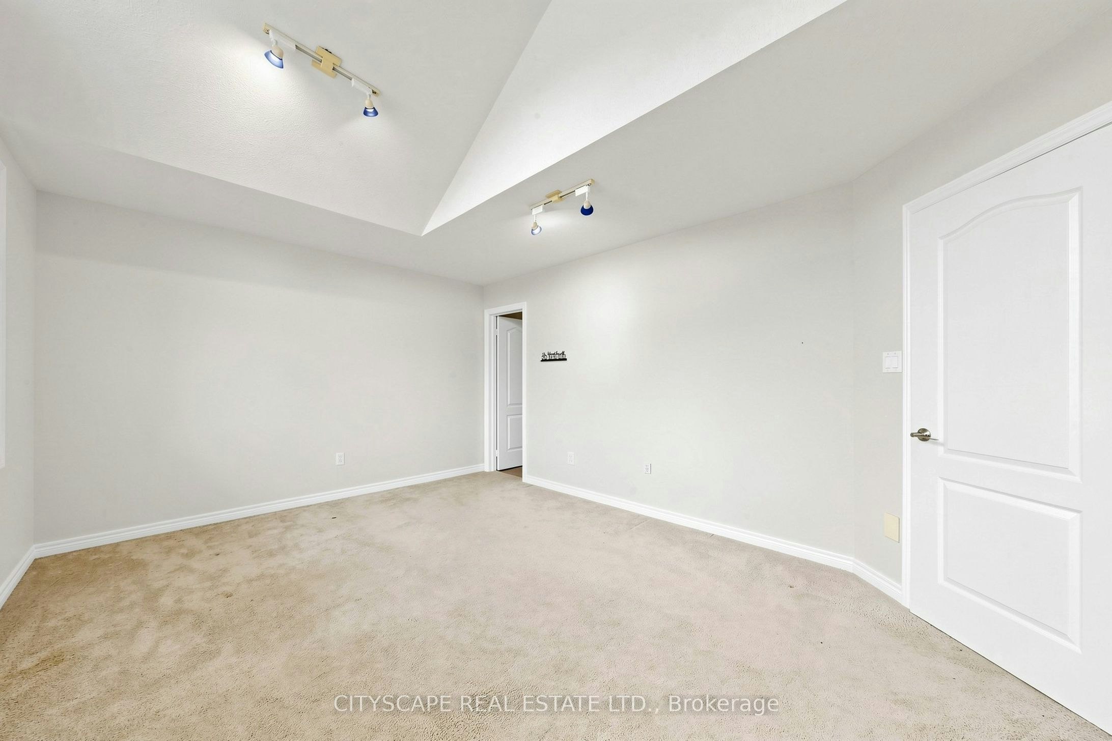 7299 Waldorf Way, Mississauga, ON, L5N 7P7 - 20