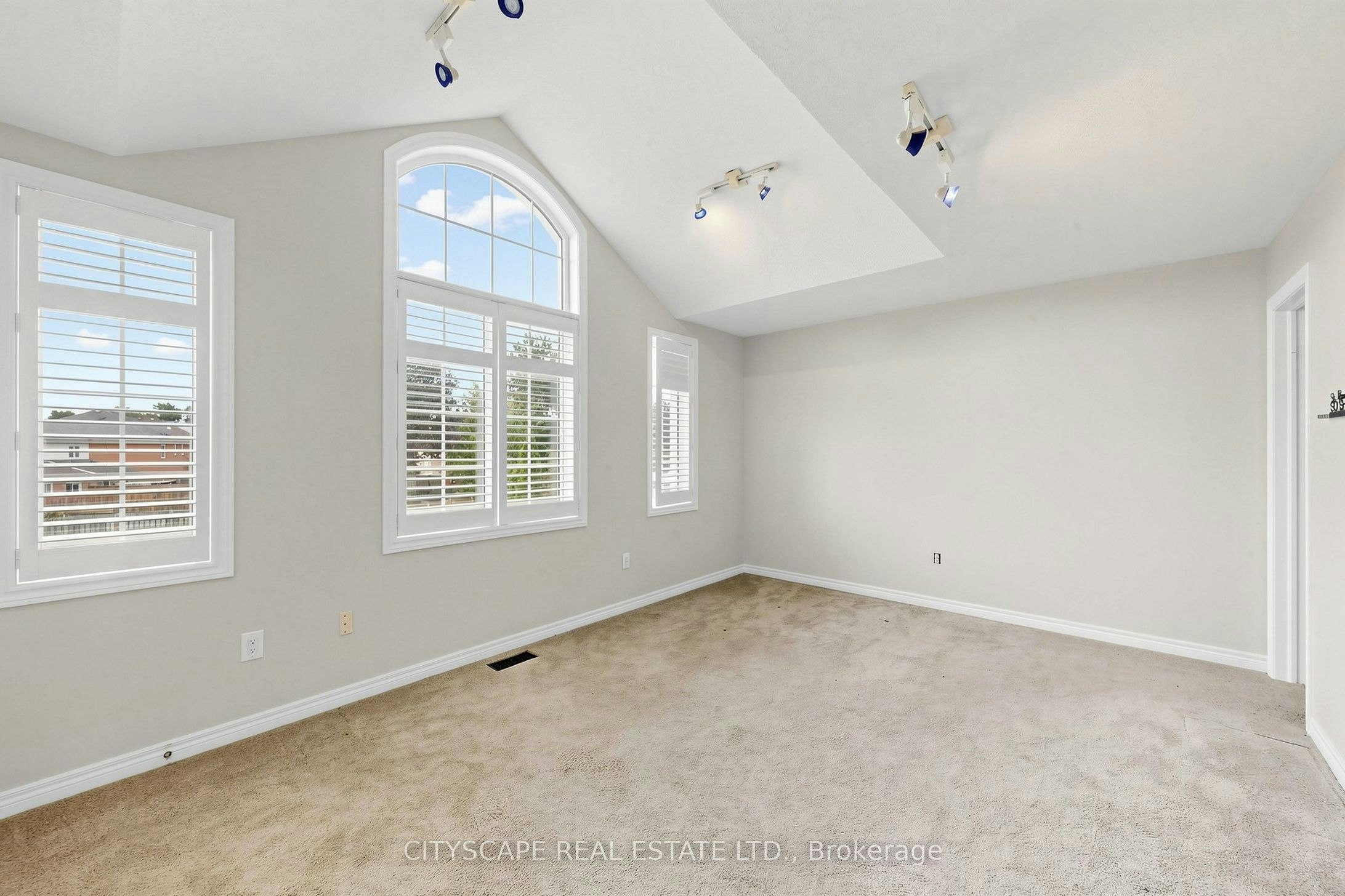 7299 Waldorf Way, Mississauga, ON, L5N 7P7 - 19