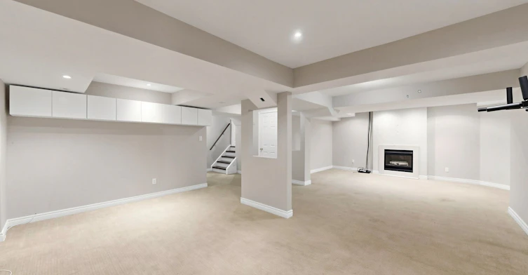 7299 Waldorf Way, Mississauga, ON, L5N 7P7 - 35