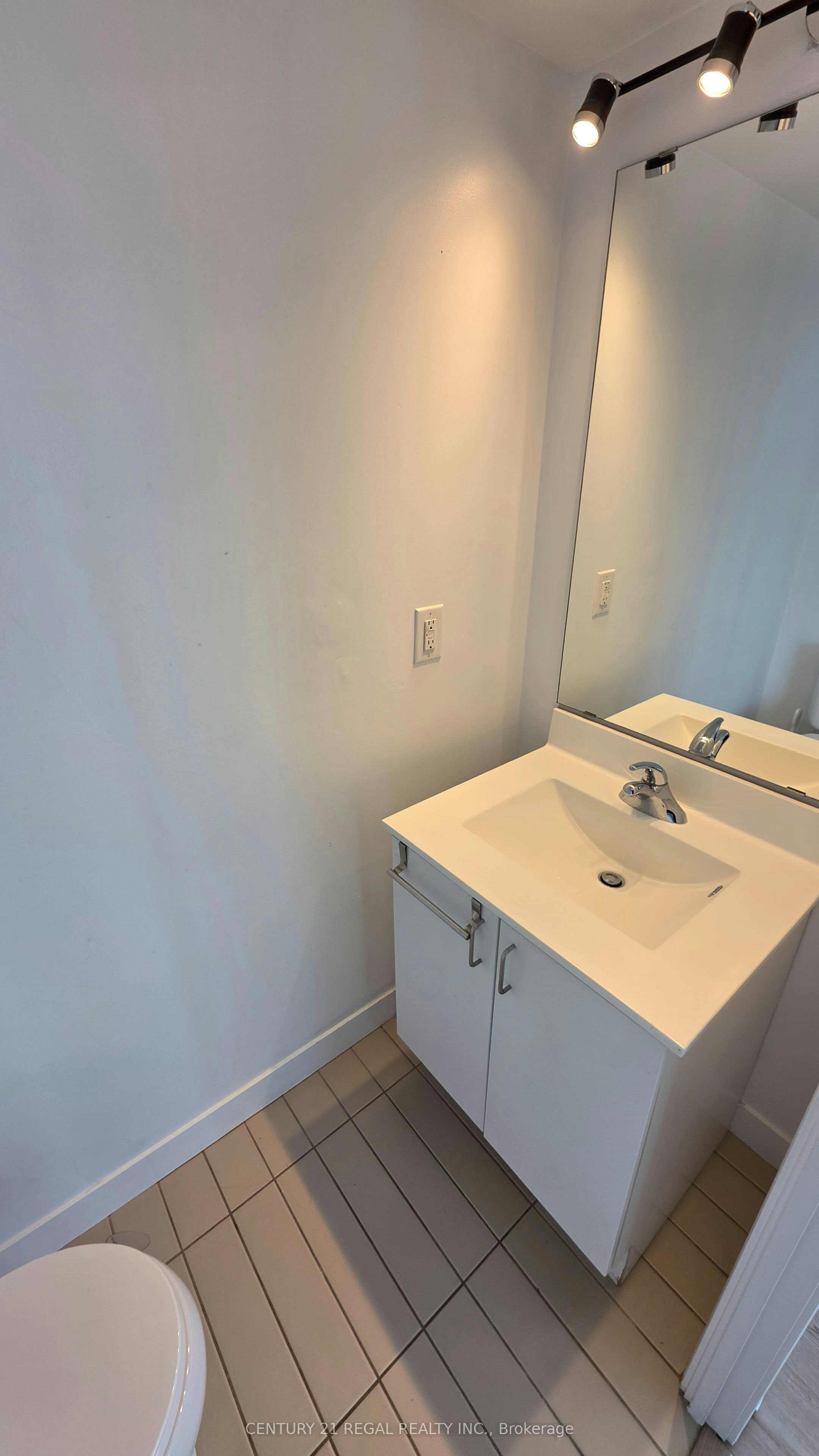 2705-155 Legion Road N, Toronto, ON, M8Y 0A7 - 10