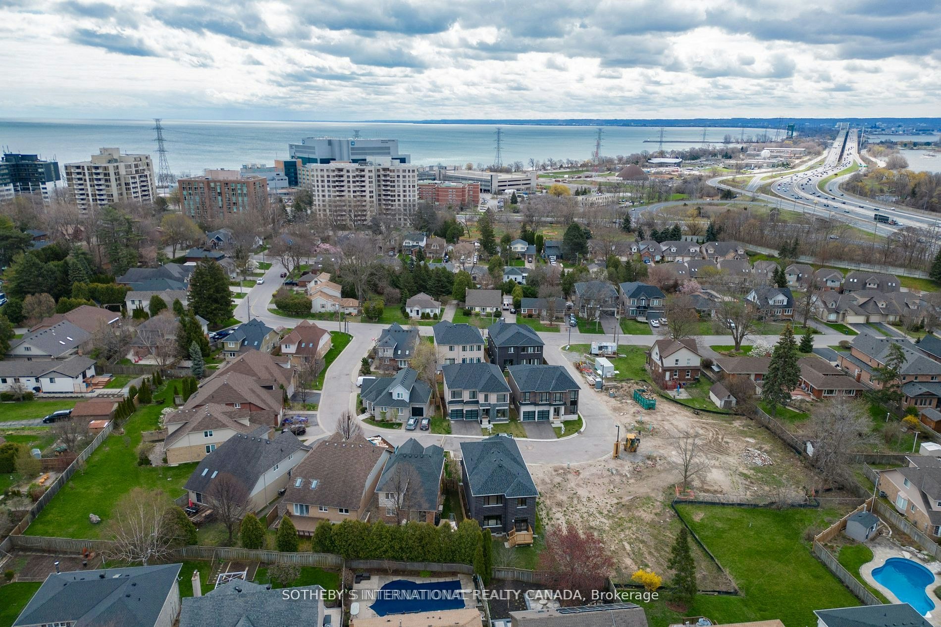 510 Markay Common, Burlington, ON, L7S 0A6