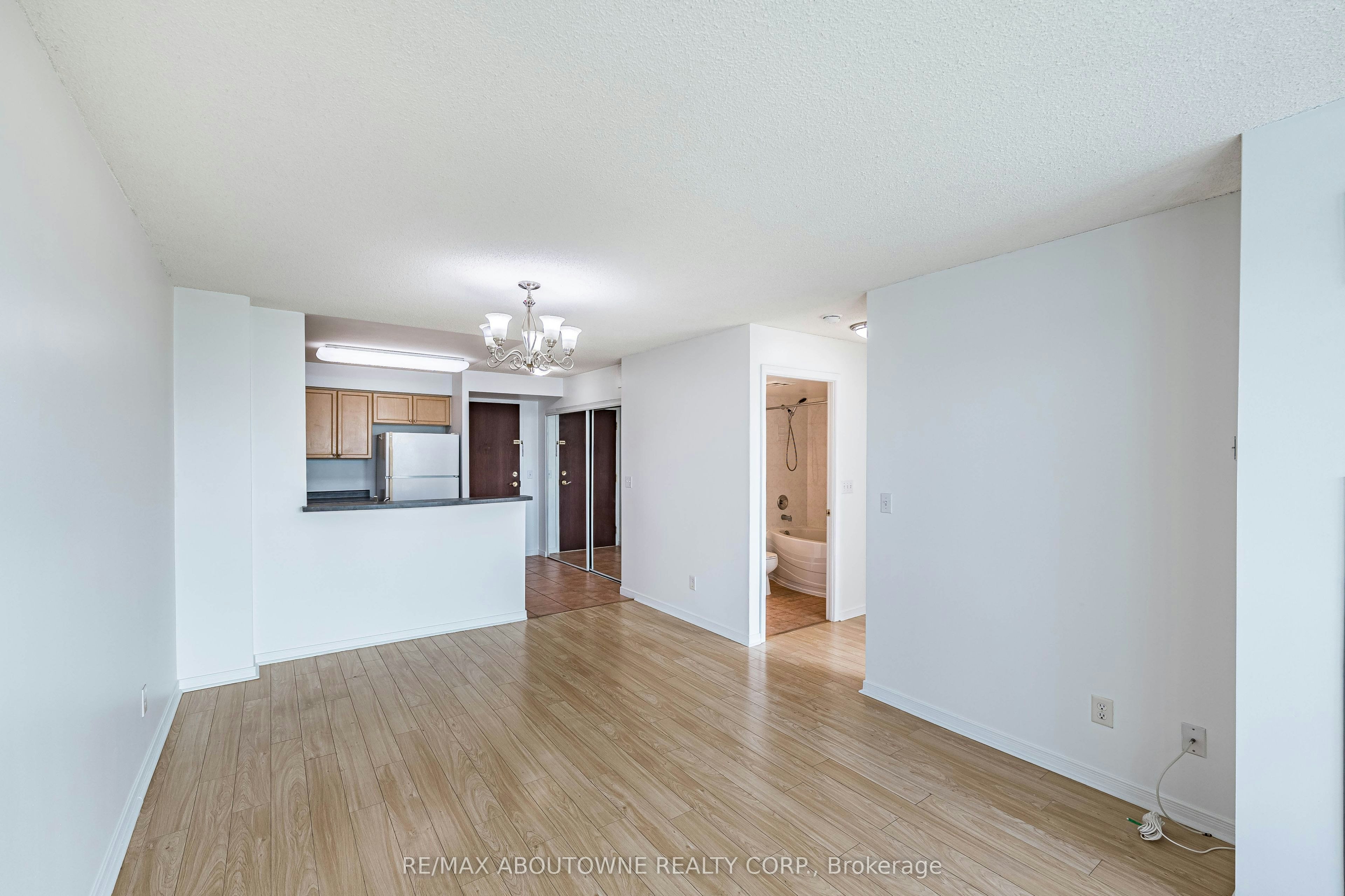 1102-2585 Erin Centre Boulevard, Mississauga, ON, L5M 6Z7 - 15
