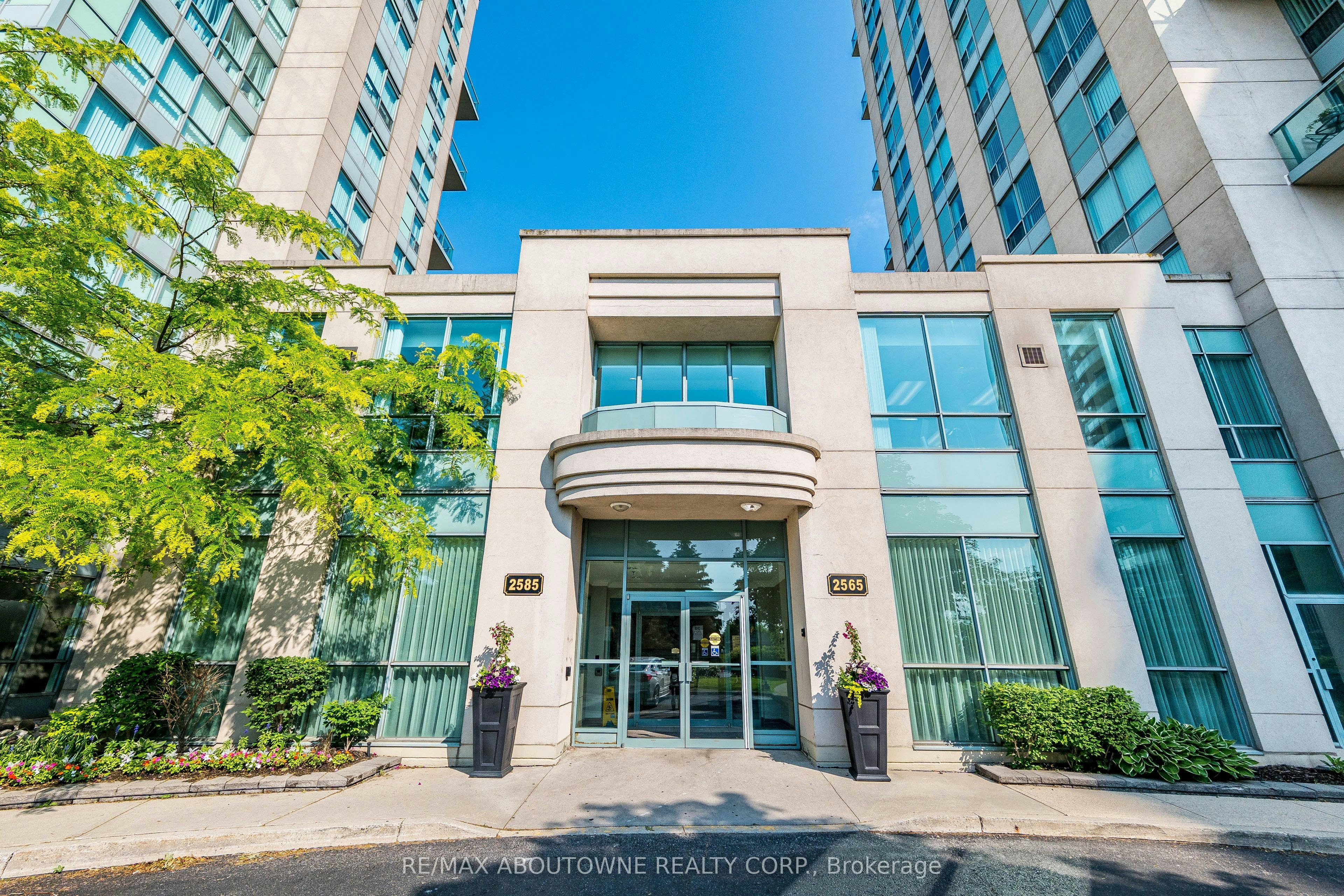 1102-2585 Erin Centre Boulevard, Mississauga, ON, L5M 6Z7 - 3