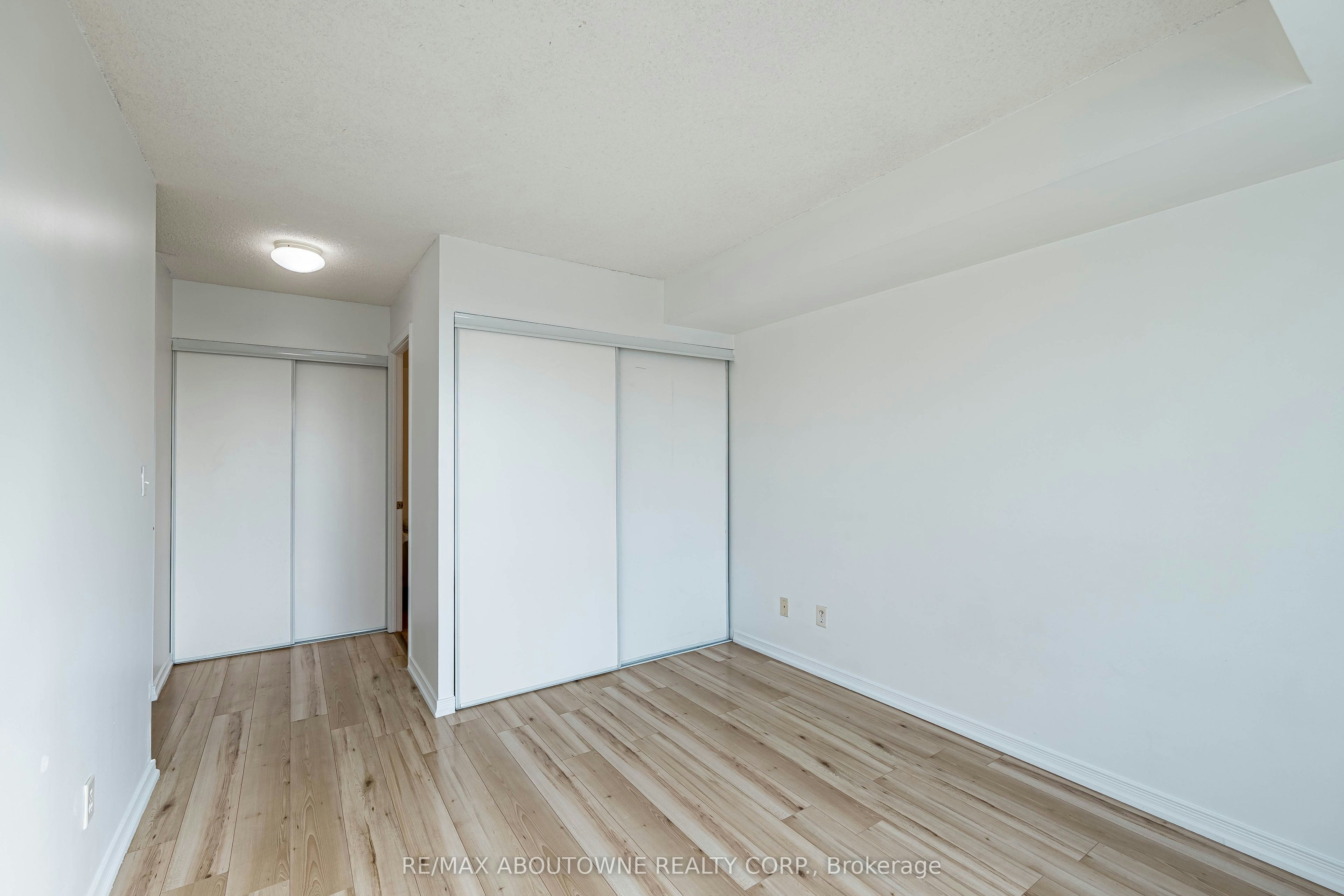1102-2585 Erin Centre Boulevard, Mississauga, ON, L5M 6Z7 - 19