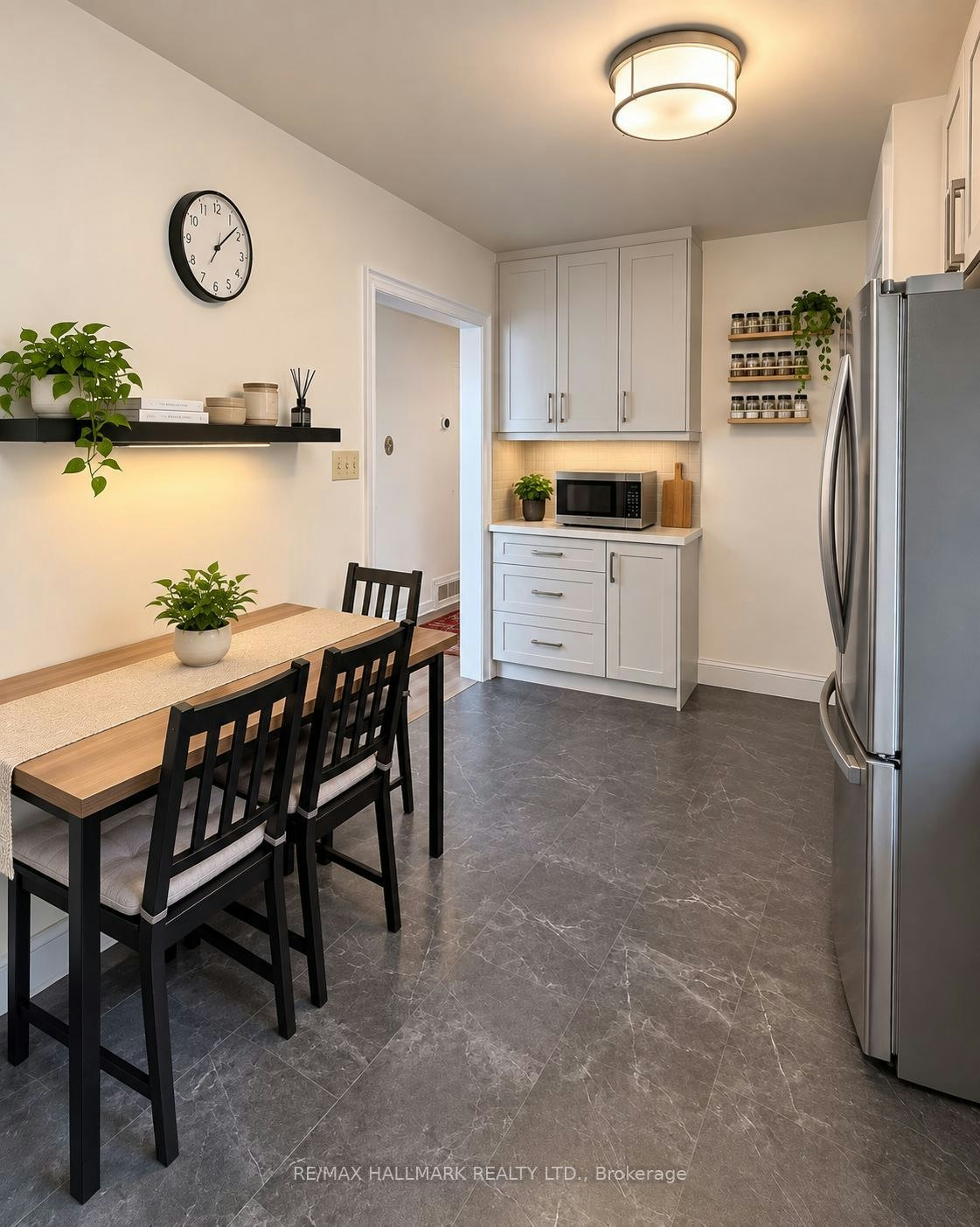 24 Sabine Road, Toronto, ON, M9B 3A8 - 14
