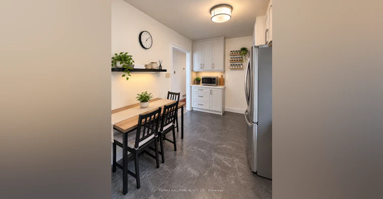 24 Sabine Road, Toronto, ON, M9B 3A8 - 14