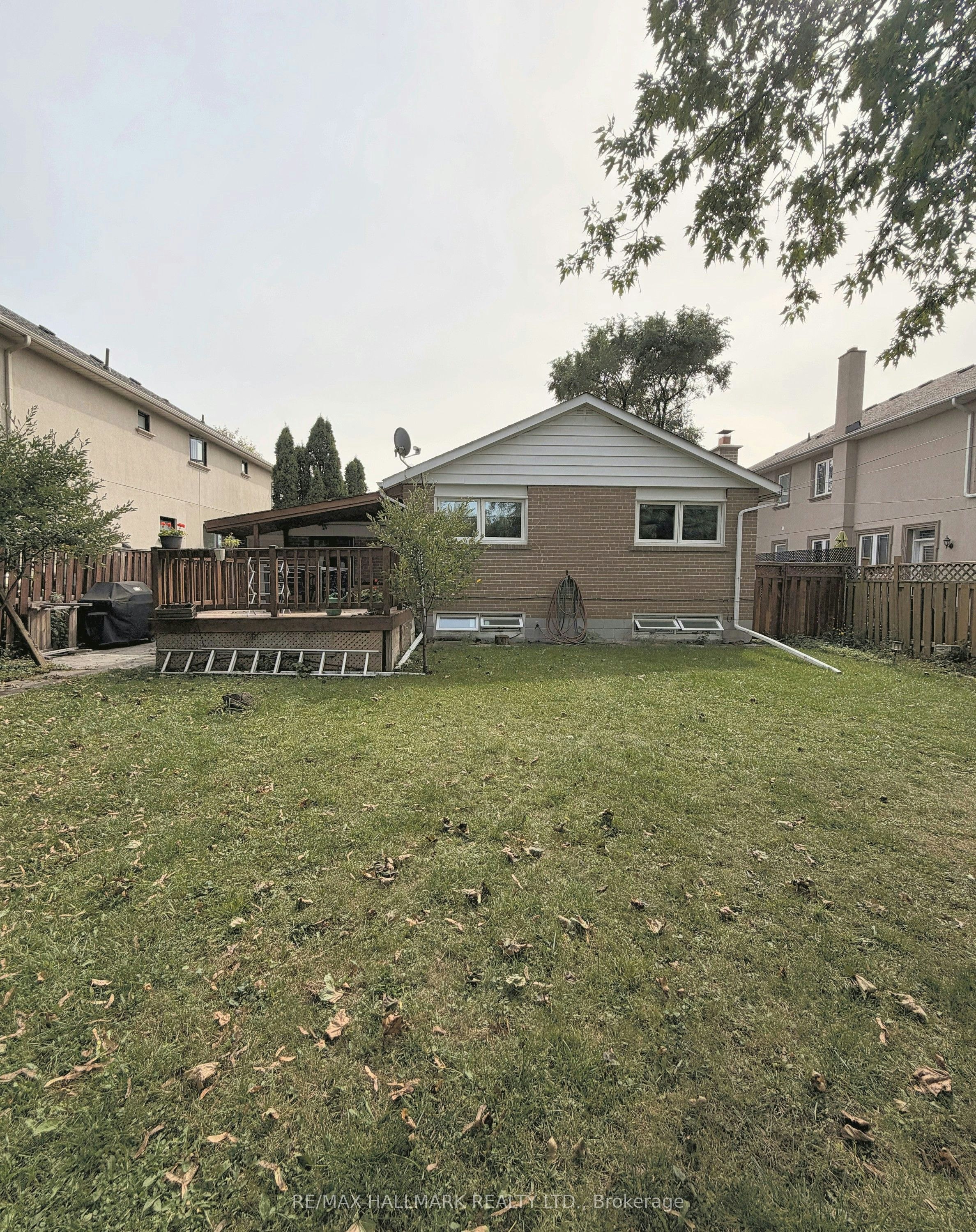 24 Sabine Road, Toronto, ON, M9B 3A8 - 30