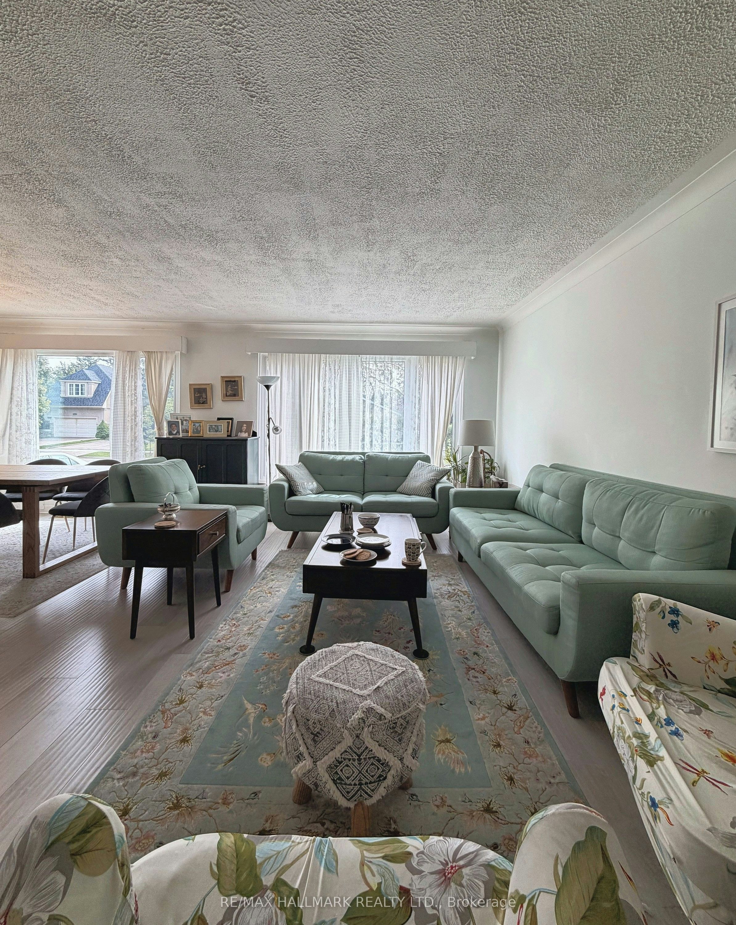 24 Sabine Road, Toronto, ON, M9B 3A8 - 5