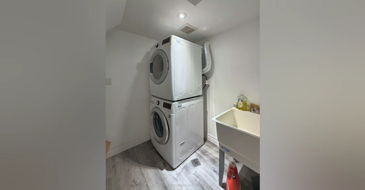 24 Sabine Road, Toronto, ON, M9B 3A8 - 26