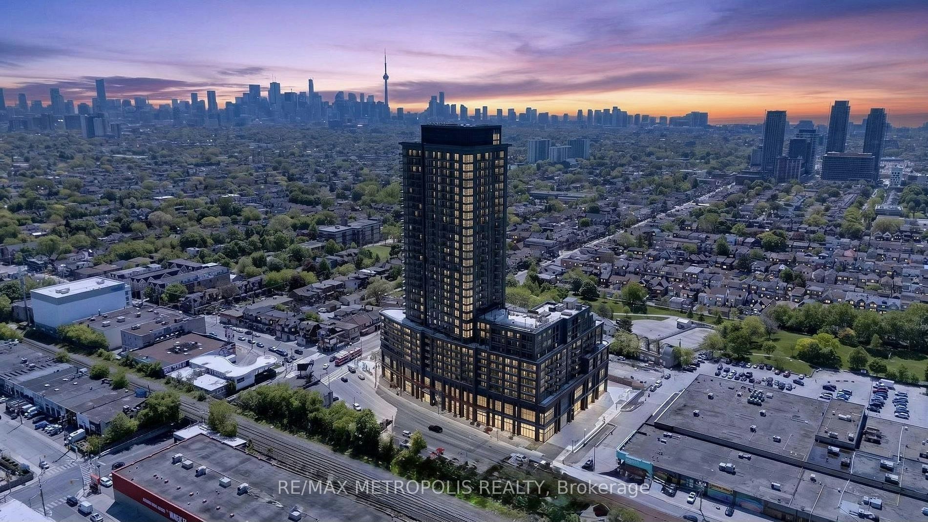 613-1185 Dupont Street, Toronto, ON, M6H 0G5