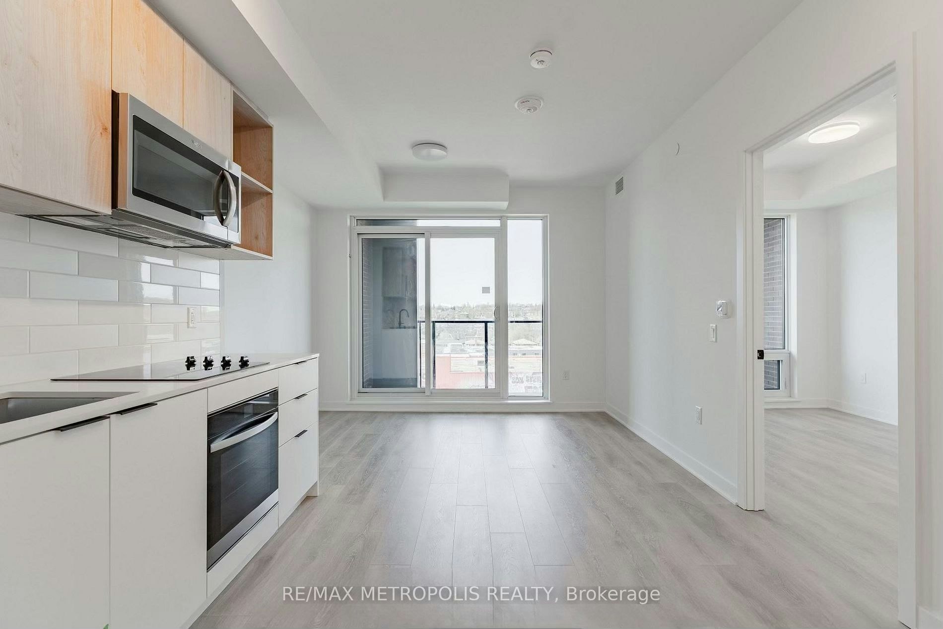 613-1185 Dupont Street, Toronto, ON, M6H 0G5 - 9