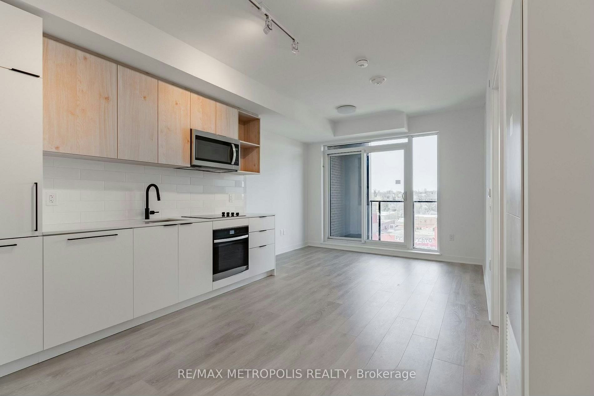 613-1185 Dupont Street, Toronto, ON, M6H 0G5 - 7