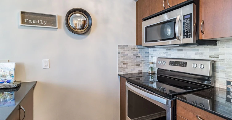 LPH02-2240 Lakeshore Boulevard W, Toronto, ON, M8V 0B1 - 20