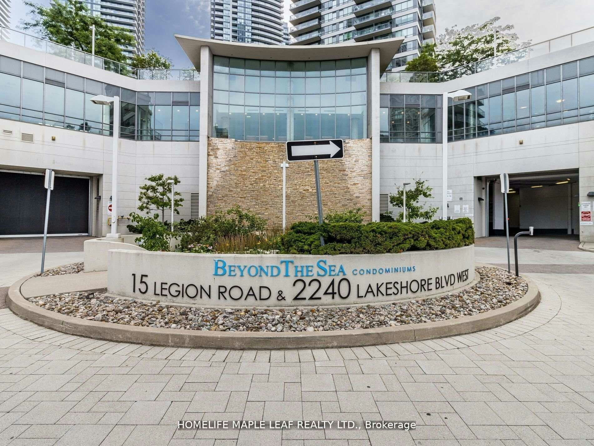 LPH02-2240 Lakeshore Boulevard W, Toronto, ON, M8V 0B1 - 2