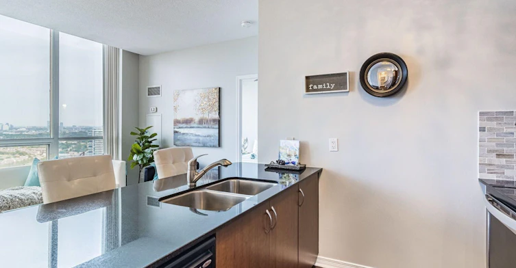 LPH02-2240 Lakeshore Boulevard W, Toronto, ON, M8V 0B1 - 18