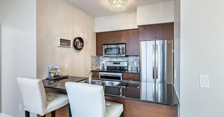 LPH02-2240 Lakeshore Boulevard W, Toronto, ON, M8V 0B1 - 16