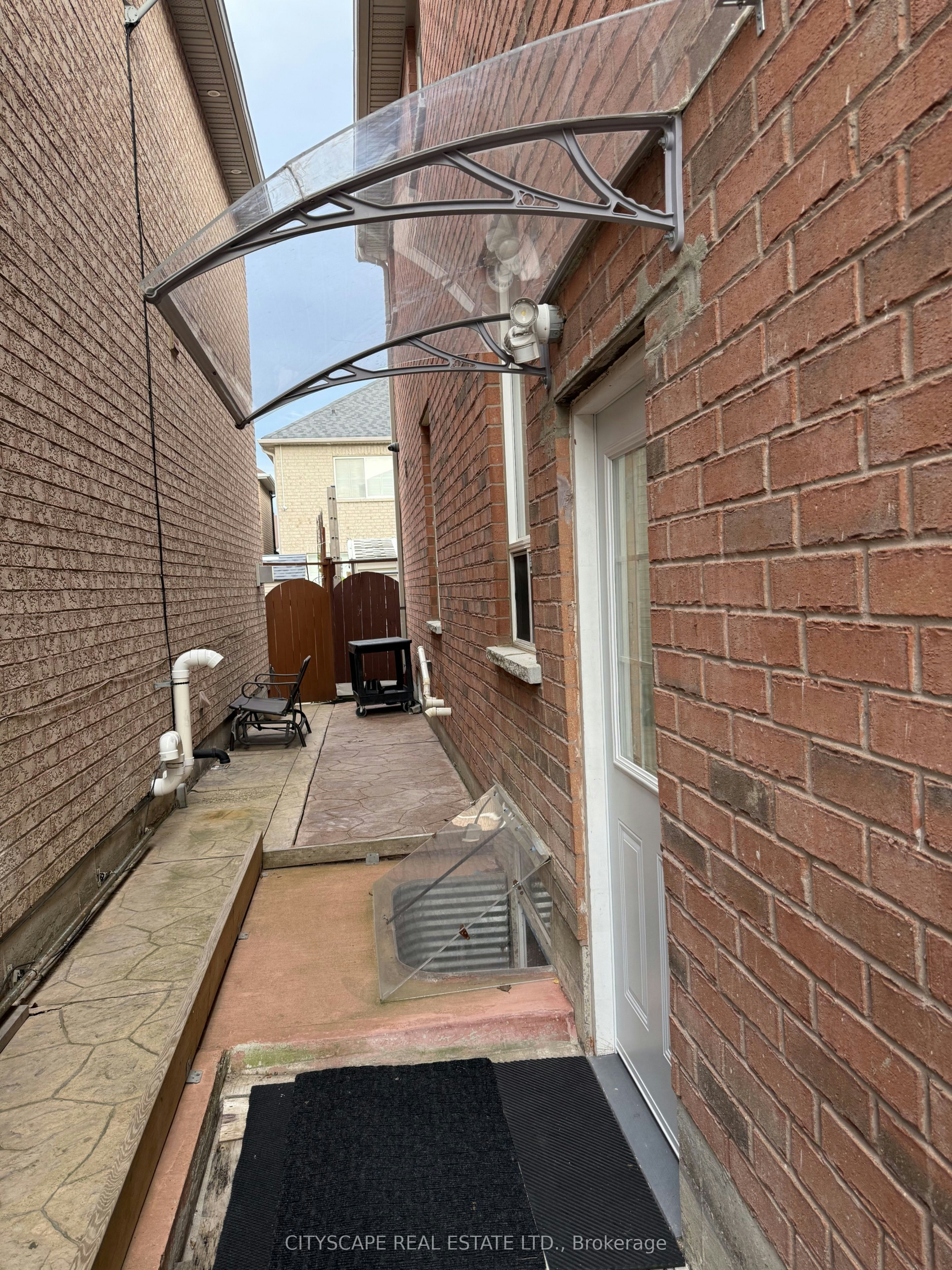 Bsmt-6 Lucky Lane, Brampton, ON, L6R 3M3
