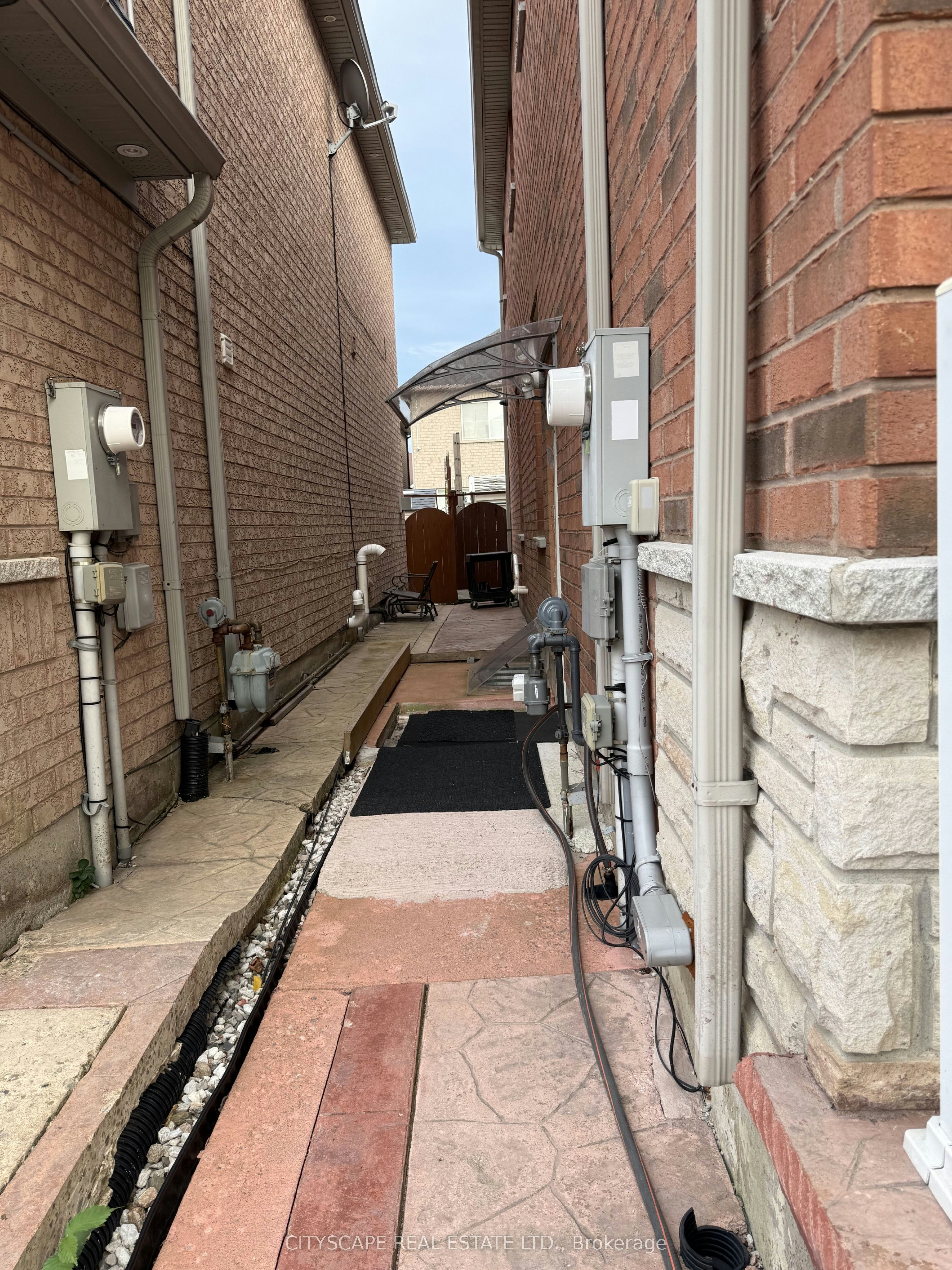 Bsmt-6 Lucky Lane, Brampton, ON, L6R 3M3 - 4