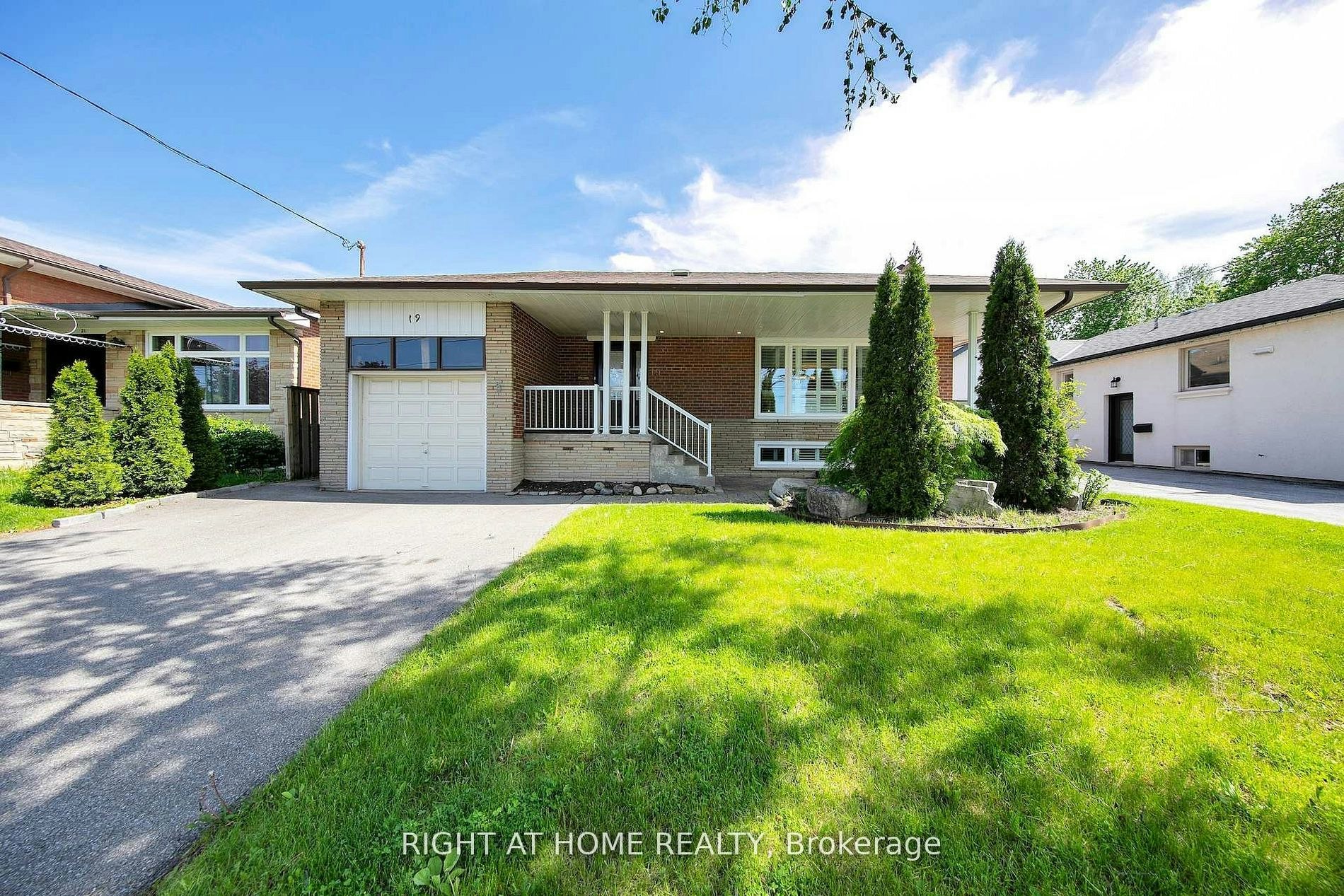 Basement-19 Wall Avenue, Toronto, ON, M9N 2N6