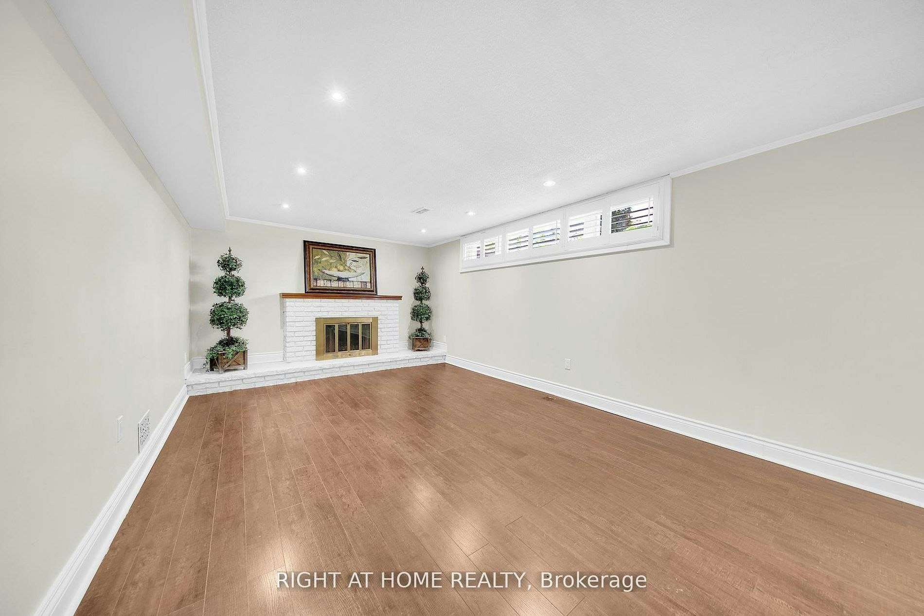 Basement-19 Wall Avenue, Toronto, ON, M9N 2N6 - 16