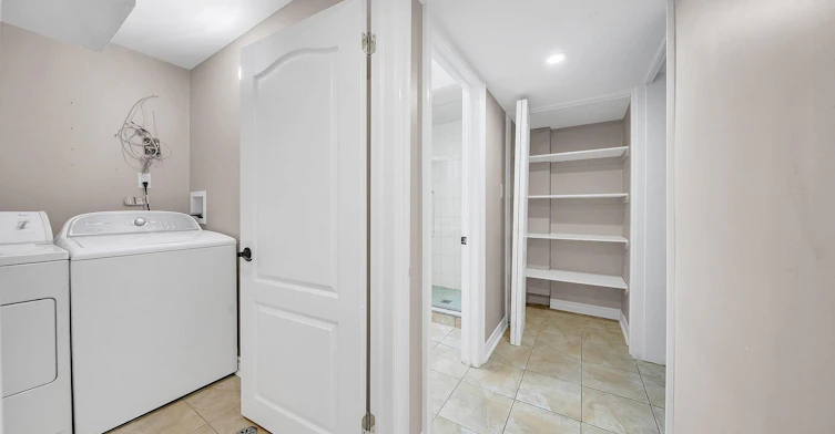 Basement-19 Wall Avenue, Toronto, ON, M9N 2N6 - 12
