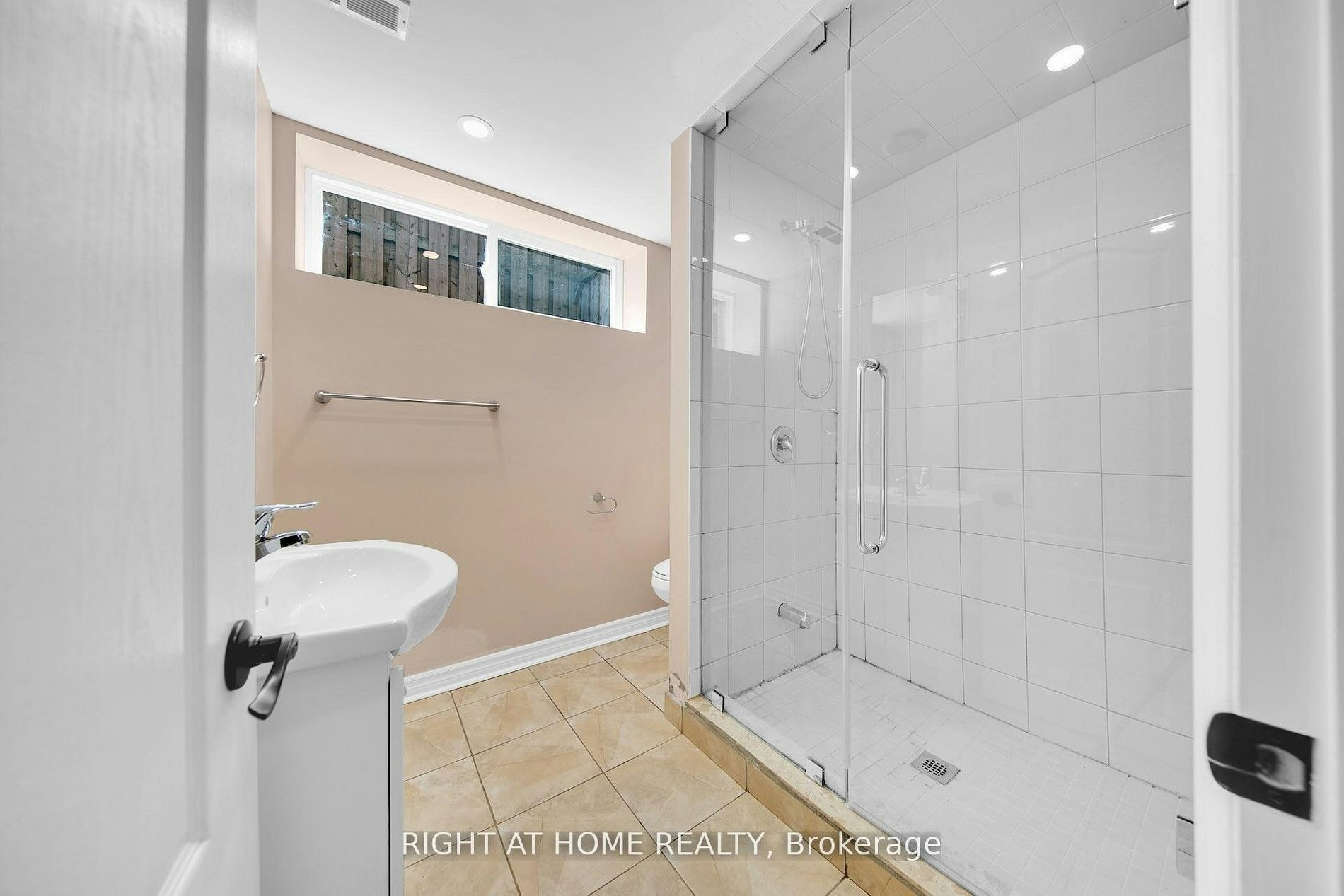 Basement-19 Wall Avenue, Toronto, ON, M9N 2N6 - 4