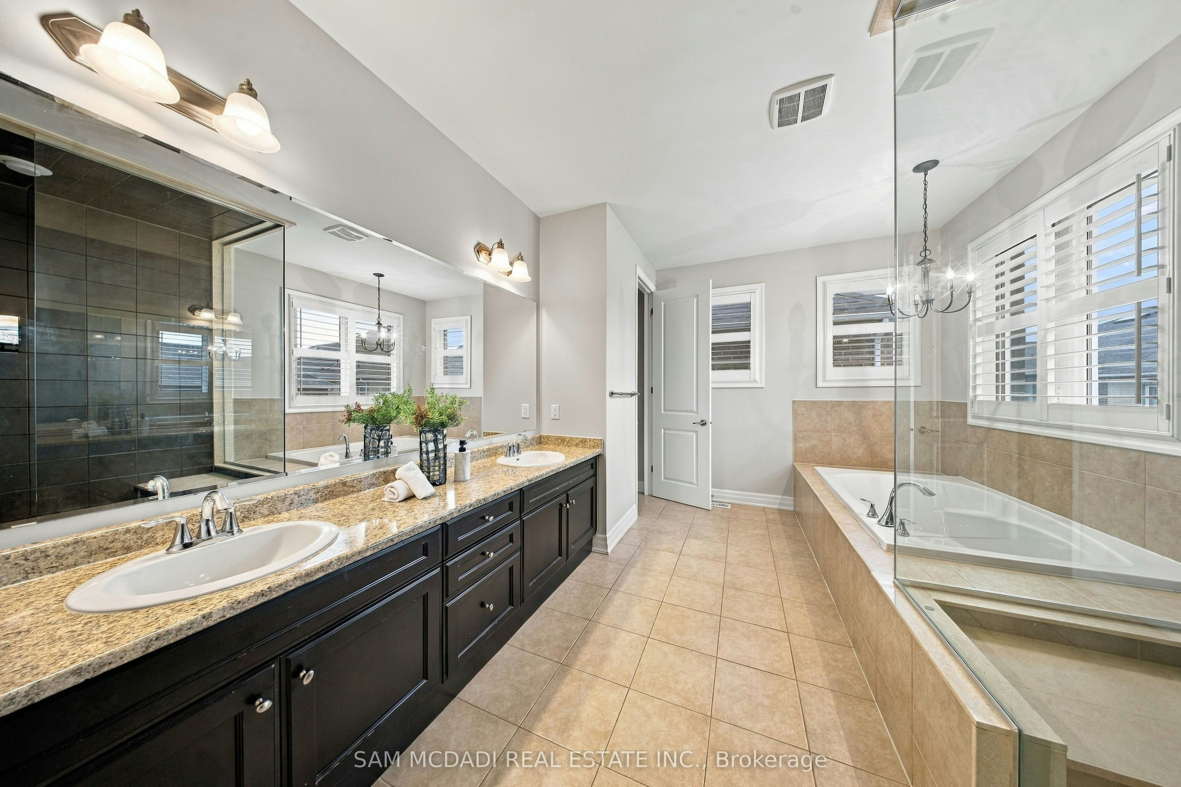 146 Mcwilliams Crescent, Oakville, ON, L6M 0W5 - 27