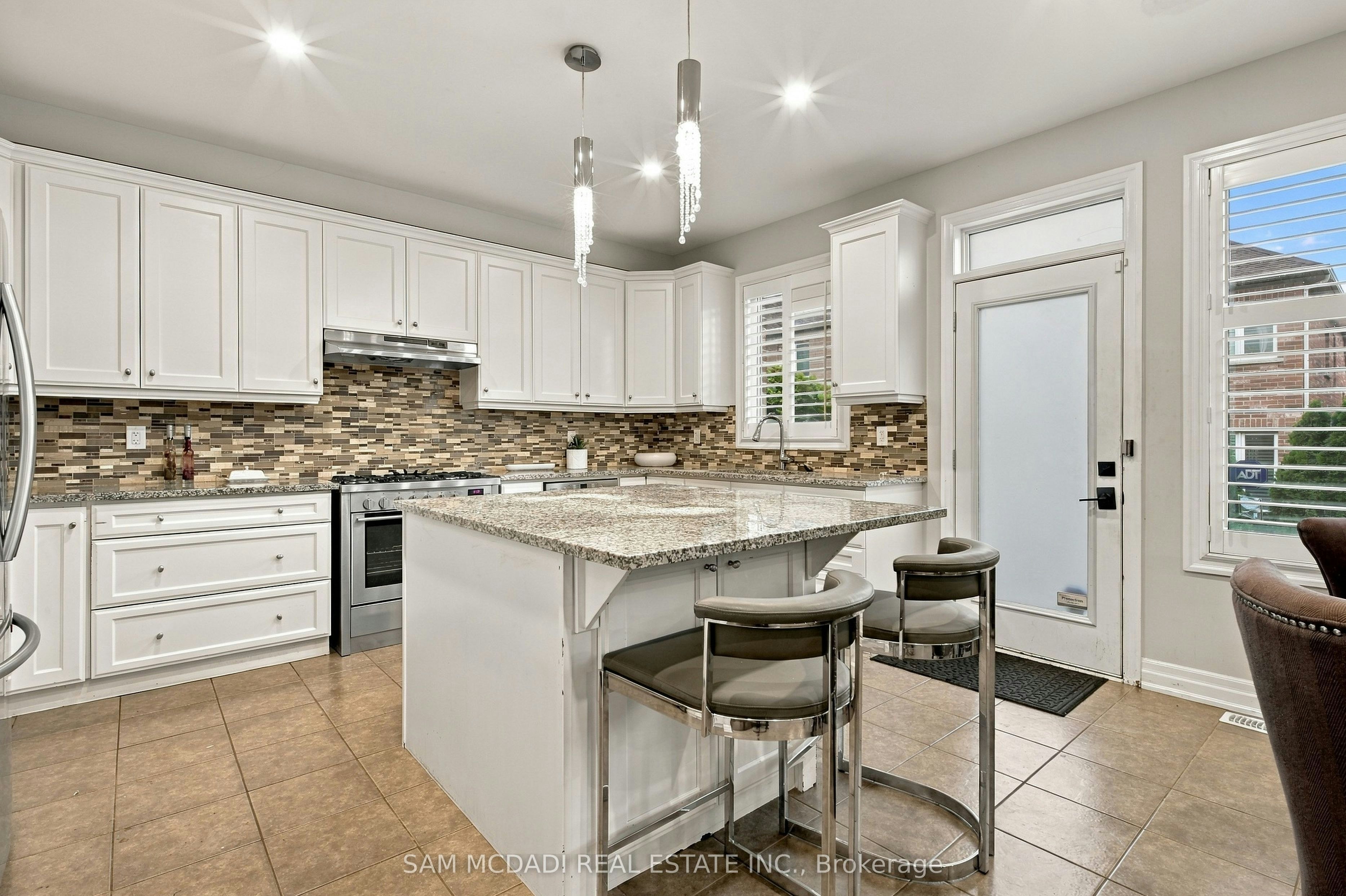 146 Mcwilliams Crescent, Oakville, ON, L6M 0W5 - 16