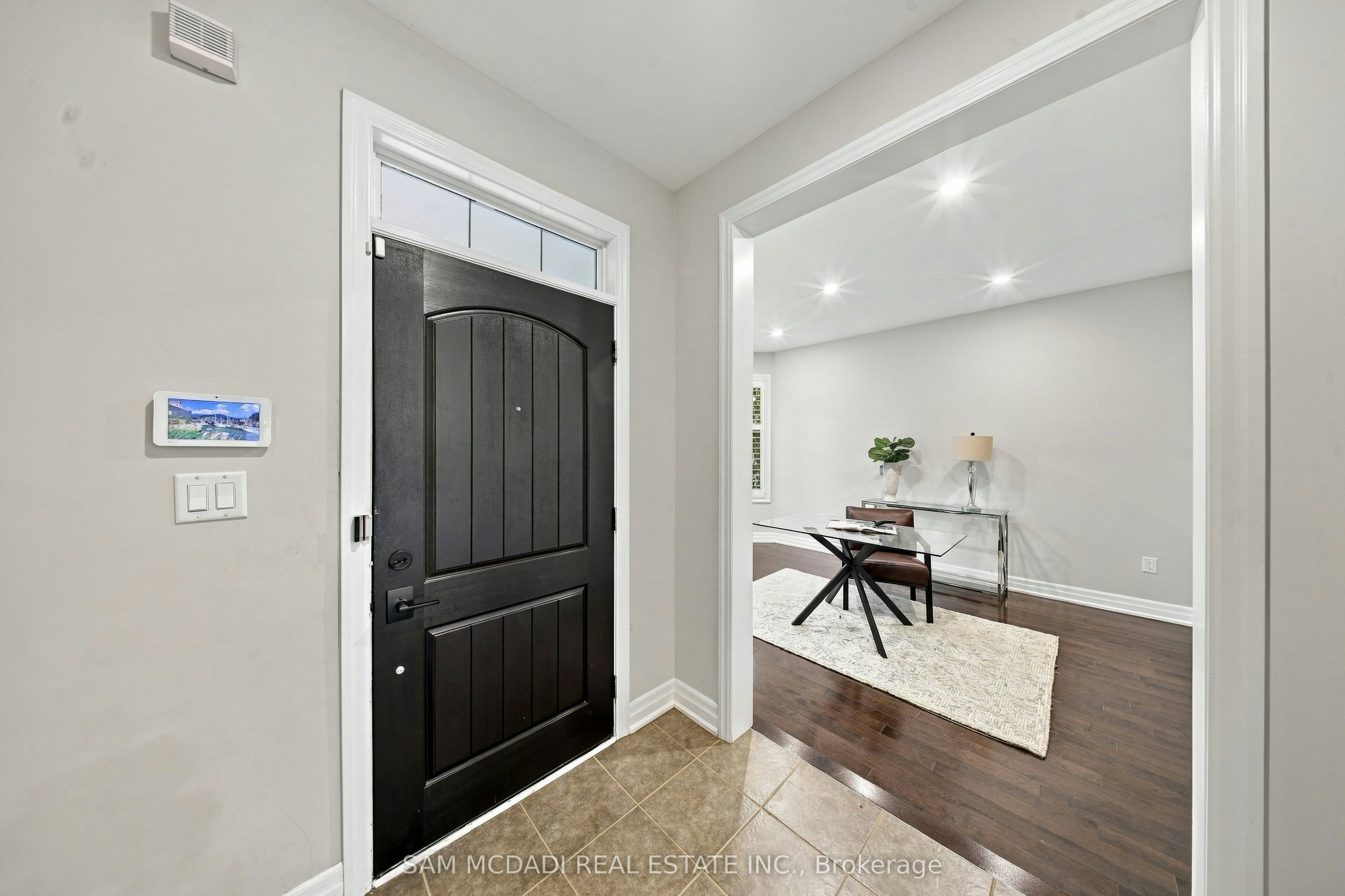 146 Mcwilliams Crescent, Oakville, ON, L6M 0W5 - 2