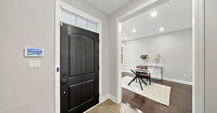 146 Mcwilliams Crescent, Oakville, ON, L6M 0W5 - 2