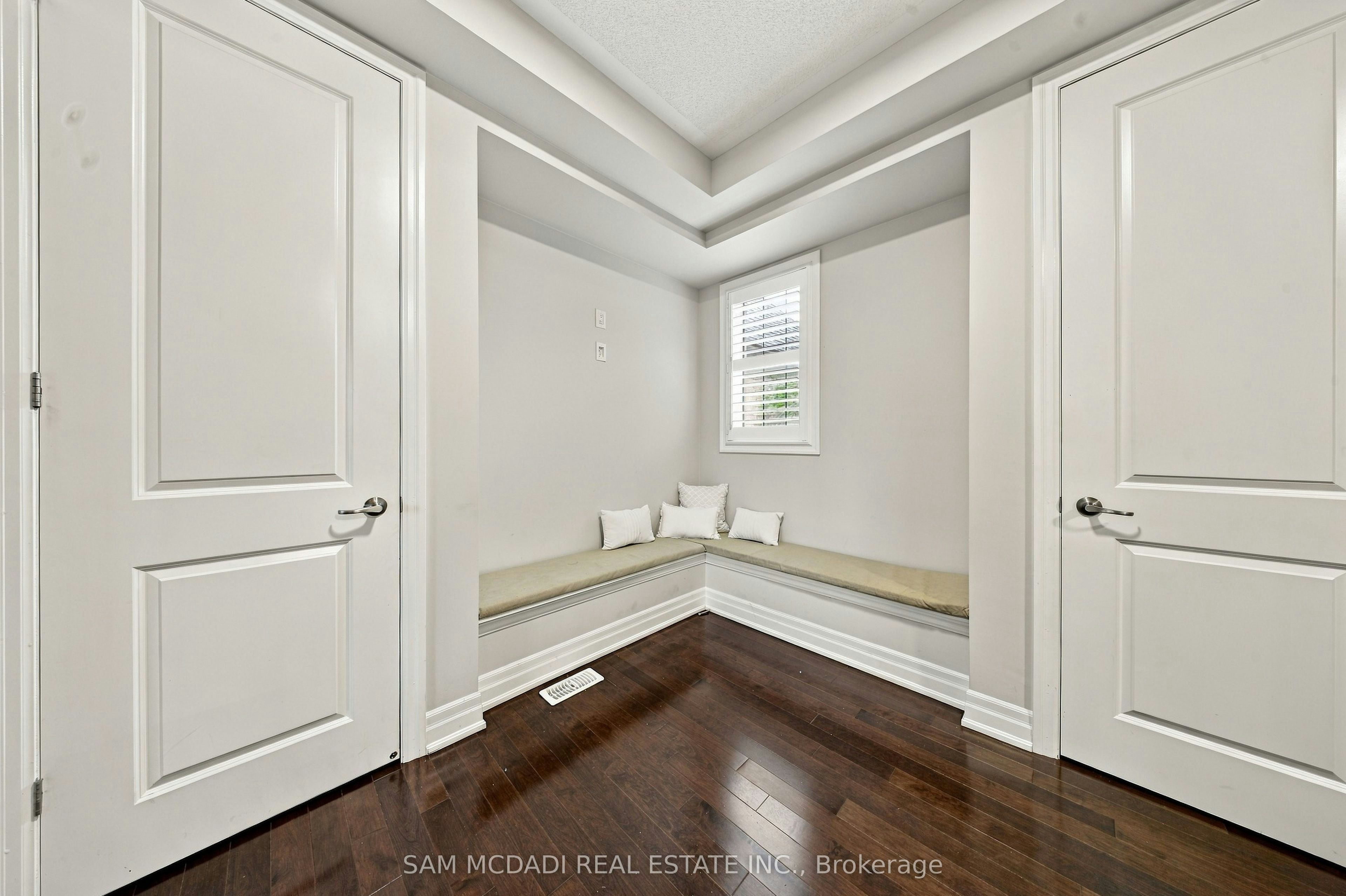 146 Mcwilliams Crescent, Oakville, ON, L6M 0W5 - 24