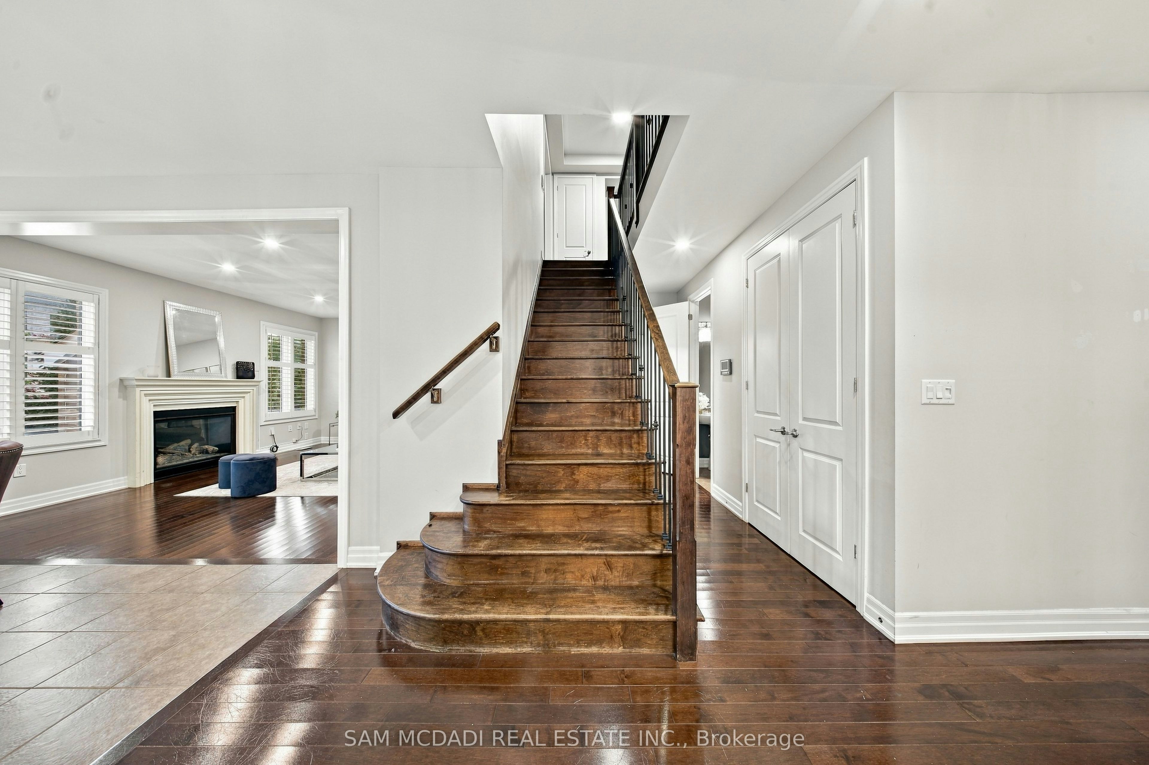146 Mcwilliams Crescent, Oakville, ON, L6M 0W5 - 11