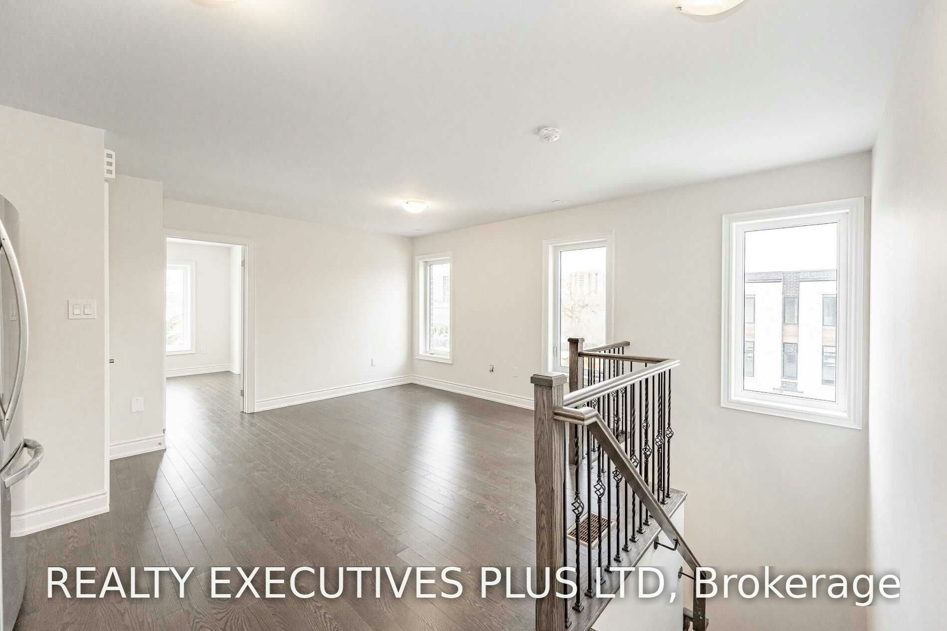 Upper-23 Blackstone Street, Toronto, ON, M6L 0A5 - 7