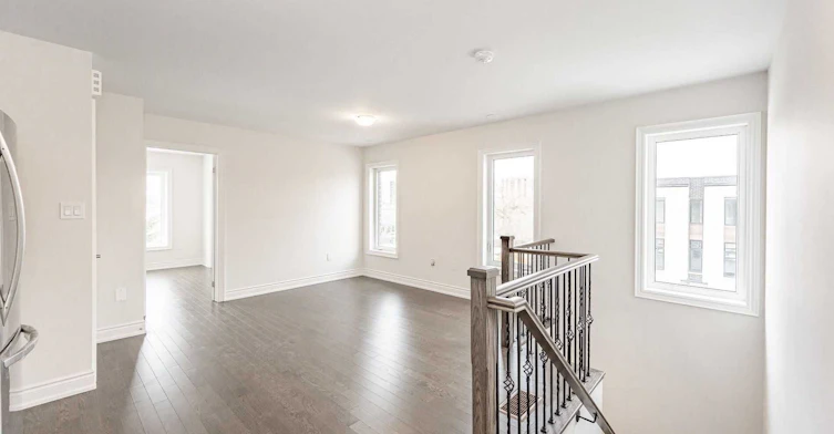 Upper-23 Blackstone Street, Toronto, ON, M6L 0A5 - 7